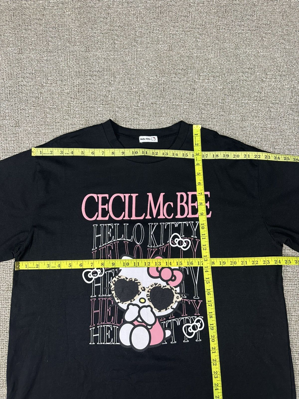 Anime Hello Kitty X Cecil Mc Bee Sanrio XXL Tshirt A1000 Size US XXL / EU 58 / 5 - 6 Thumbnail