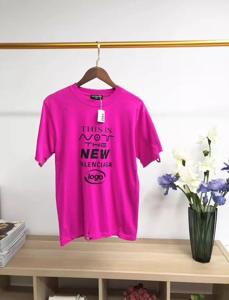 Balenciaga Balenciaga Ripped short sleeves T-shirt 2504-Nextarrow Size US XS / EU 42 / 0 - 1 Thumbnail
