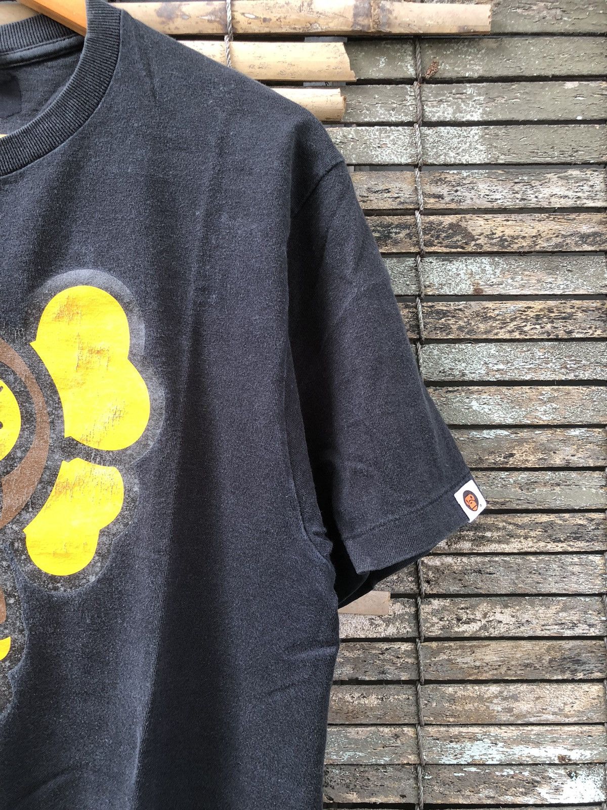 Bape × Kaws 🔥Vintage🔥Bape X Kaws Baby Milo Tshirt Size US M / EU 48-50 / 2 - 6 Thumbnail