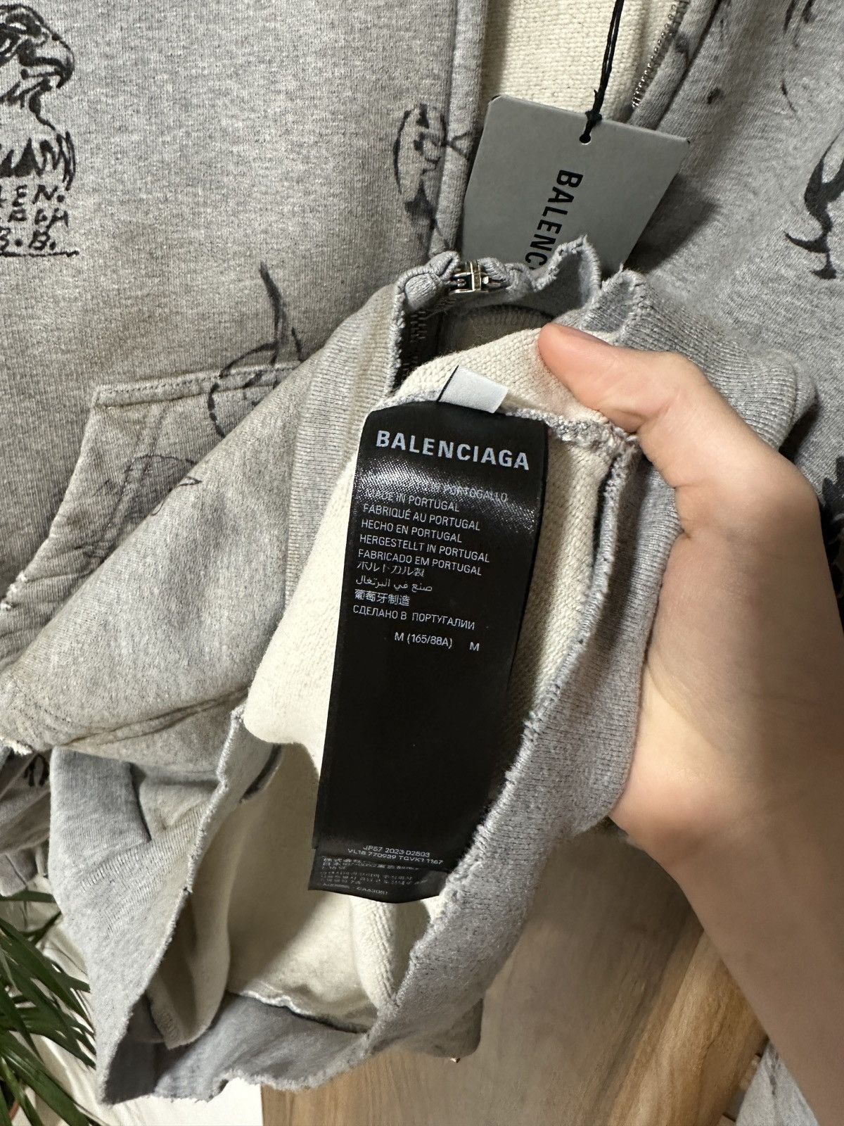Balenciaga Balenciaga Tattoo zip hoodie grey Size US M / EU 48-50 / 2 - 5 Thumbnail