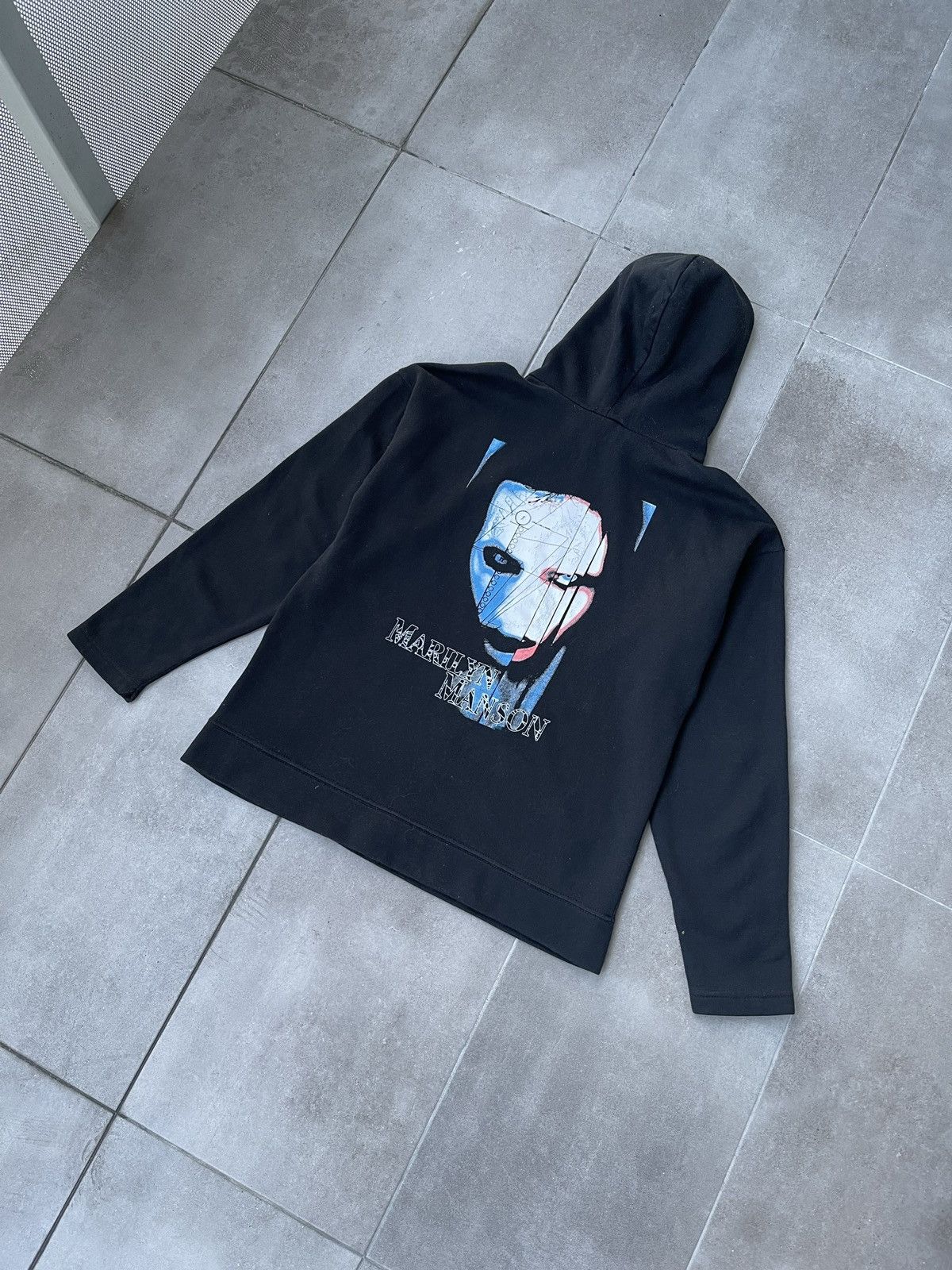 Band Tees × Marilyn Manson × Vintage Vintage Marilyn Manson Back Logo Printed Black Hoodie Size US M / EU 48-50 / 2 - 1 Thumbnail