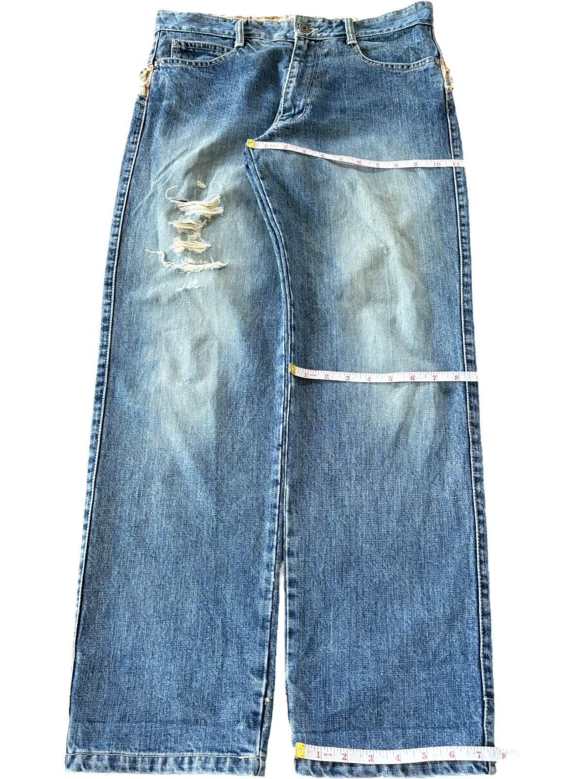 Japanese Brand Vintage Japanese Brand Faded Distress Loose Jeans Size US 32 / EU 48 - 9 Thumbnail