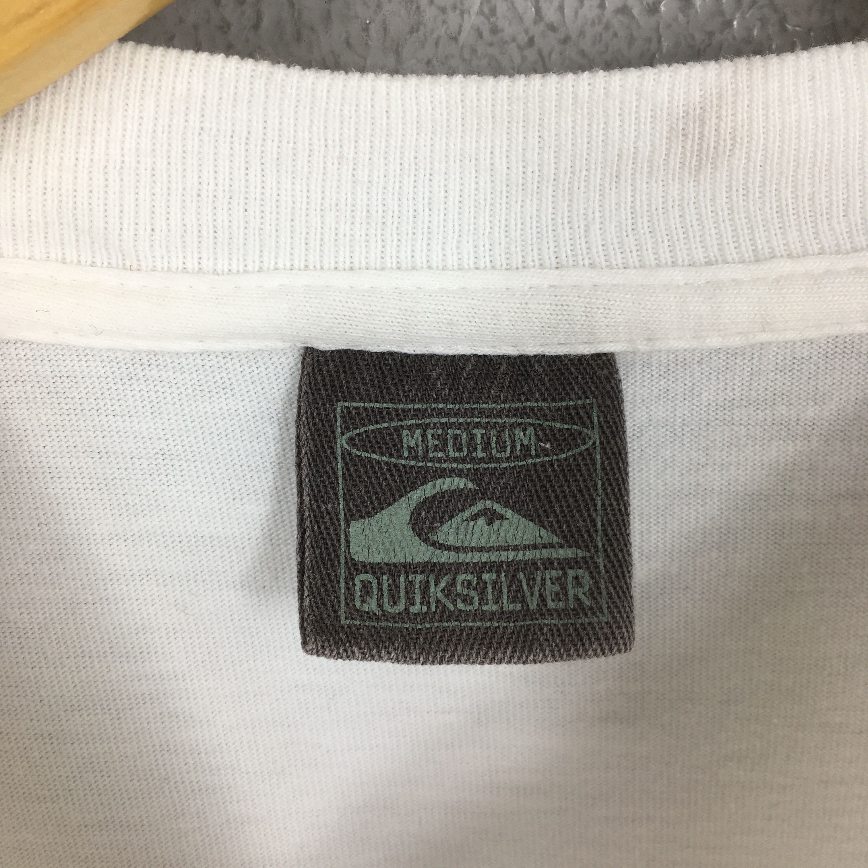 Quiksilver Vintage 90s Quiksilver Surfers Of Fortune T shirt M Size US M / EU 48-50 / 2 - 8 Thumbnail