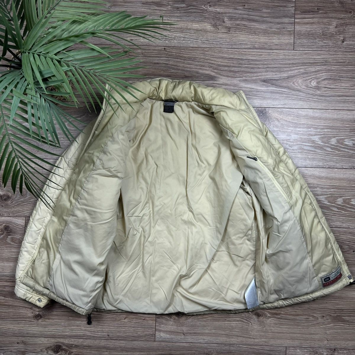 Nike 90s Nike Retro Logo Vintage Y2K Gorpcore Puffer Down Jacket Size US M / EU 48-50 / 2 - 8 Thumbnail