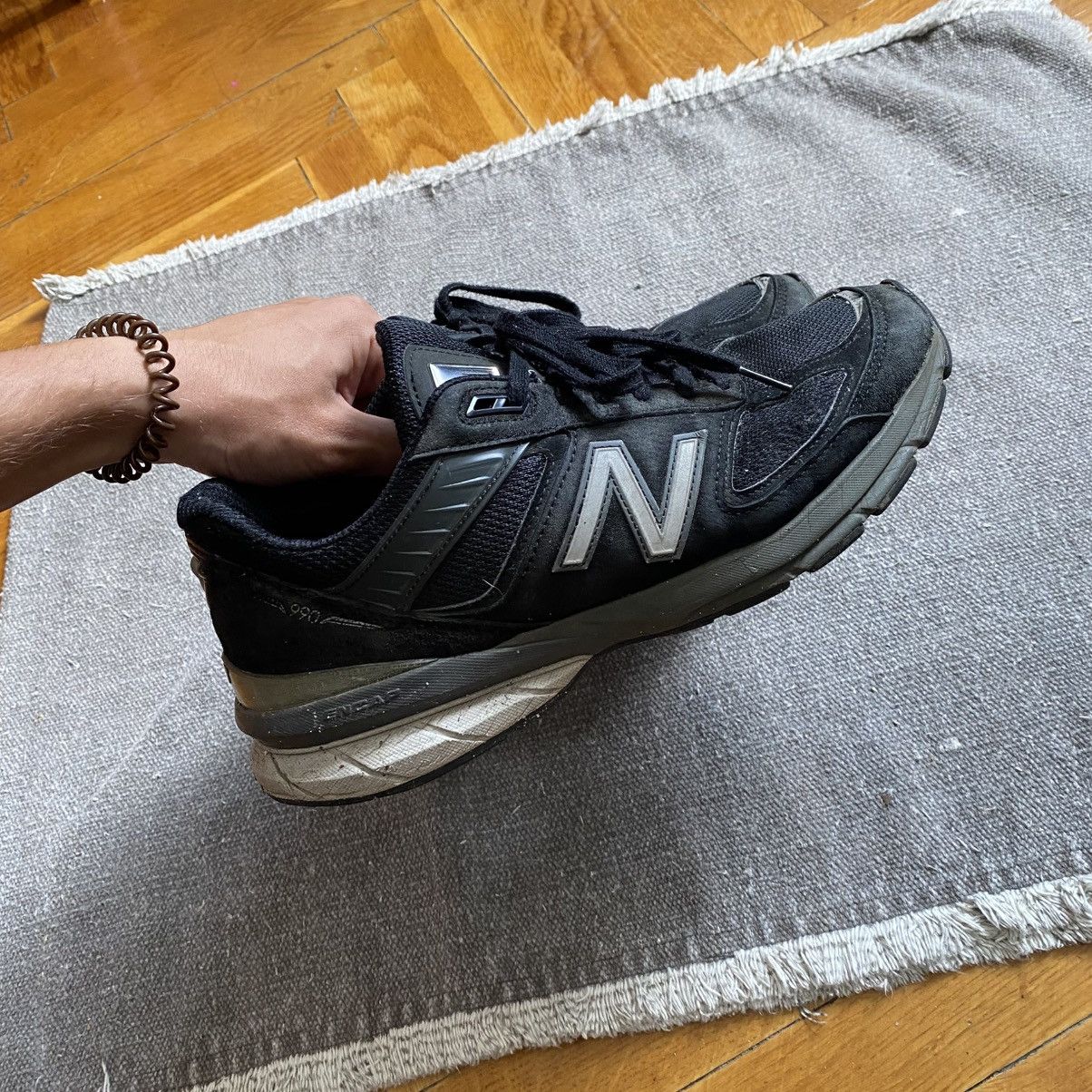 NEW BALANCE 990 V5 USA BLACK SNEAKERS