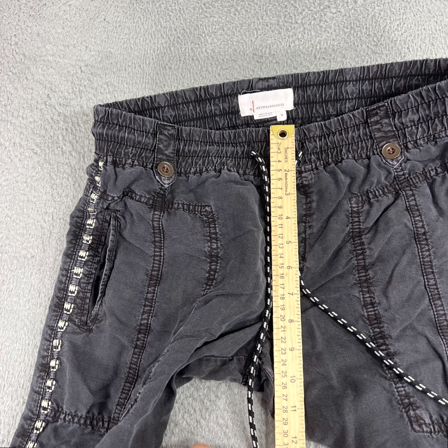 Anthropologie Anthropologie Womens Jogger Pants Solid Gray Elastic Waist S Inseam 26 in Regular Rise Mid Front Flat Front Casual Travel Womens Size 28" / US 6 / IT 42 - 4 Thumbnail