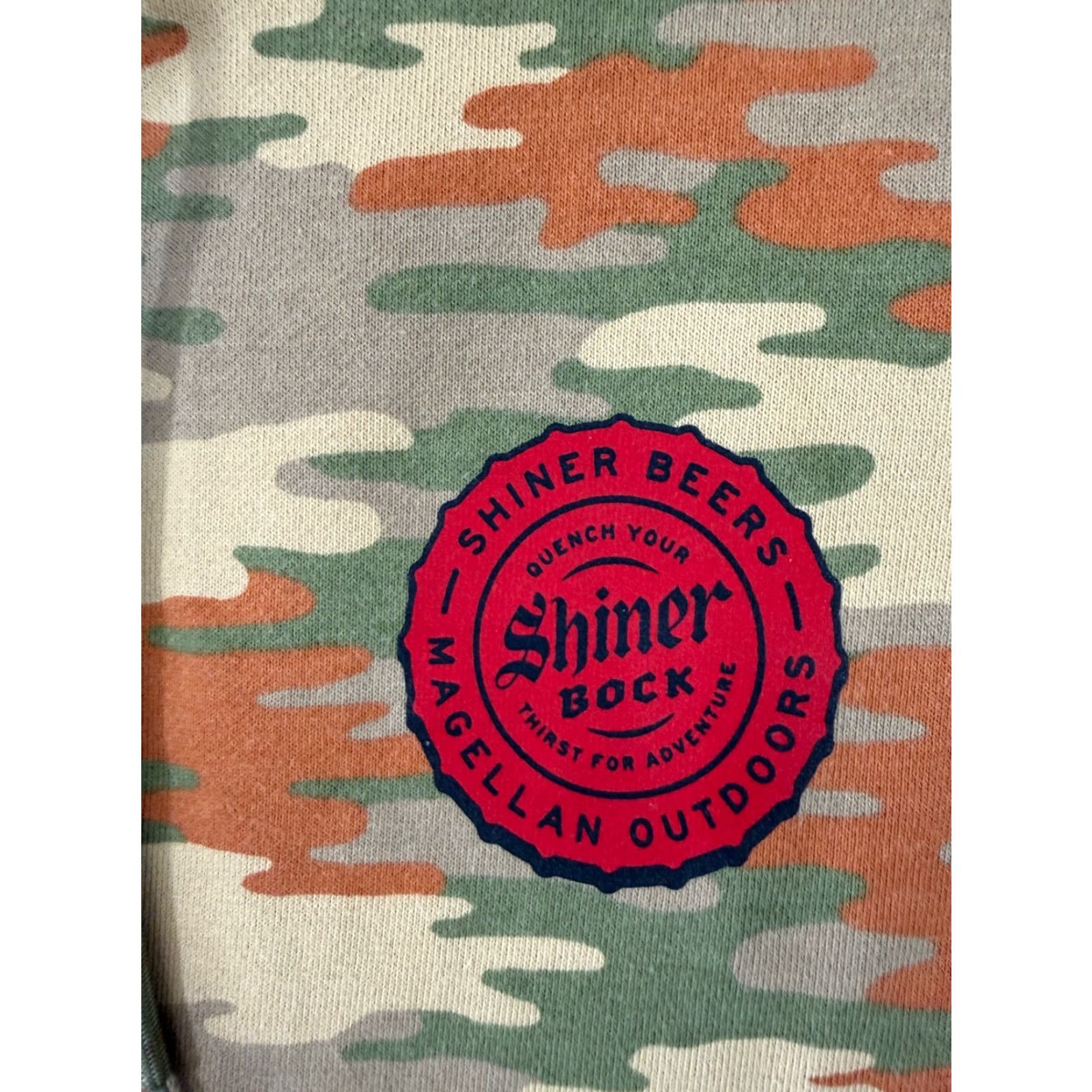 Vintage Magellan Hoodie Sweatshirt Mens S Beige Green Camo Shiner Bock Logo Classic Fit Atmosphere: Army Outdoor Hooded Drawstring Pullover (Vintage No) Size US S / EU 44-46 / 1 - 5 Thumbnail