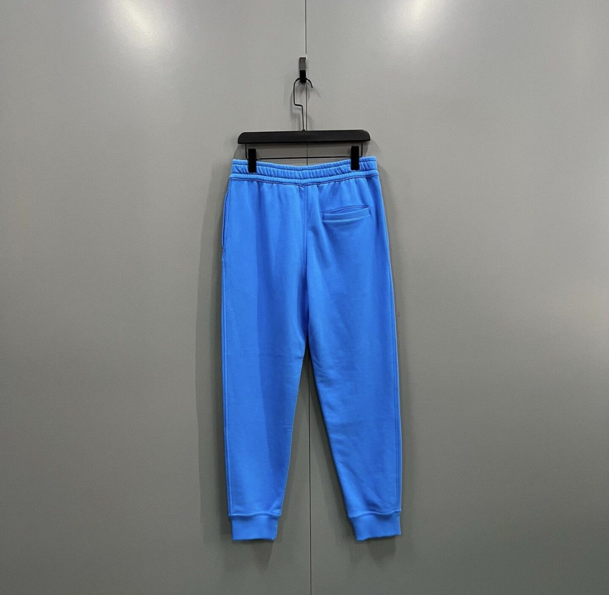 Burberry Burberry Blue Logo Embroidered Sweatpants J41 Size US 32 / EU 48 - 2 Thumbnail