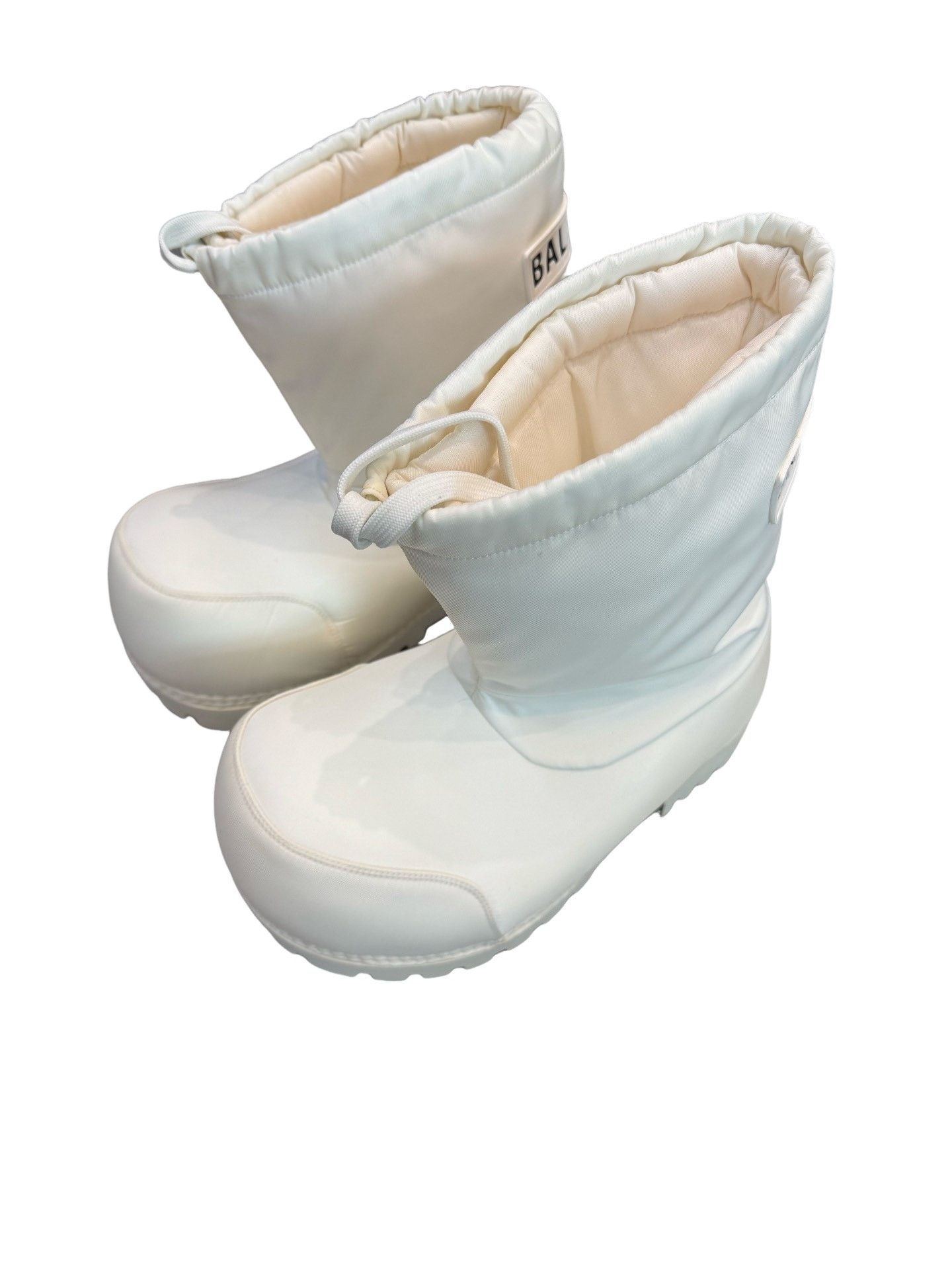 Balenciaga Balenciaga Alaska Snow Boots Size 36 Size US 6 / IT 36 - 1 Thumbnail