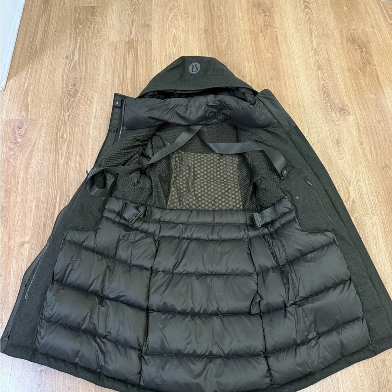 Lululemon Lululemon Snow Warrior Women's Olive Hooded Parka Size S / US 4 / IT 40 - 5 Thumbnail