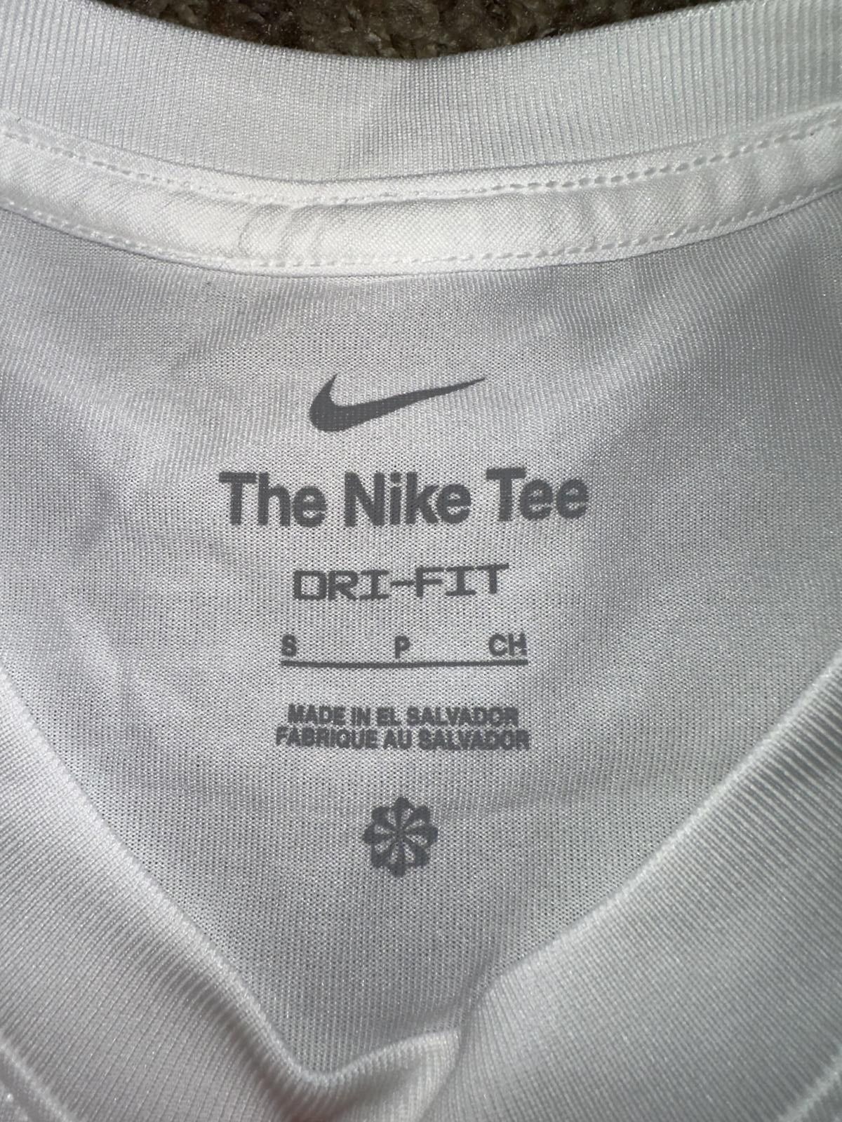 Nike Nike Men’s Dri-FIT Legend Fitness T-Shirt Size US S / EU 44-46 / 1 - 2 Thumbnail