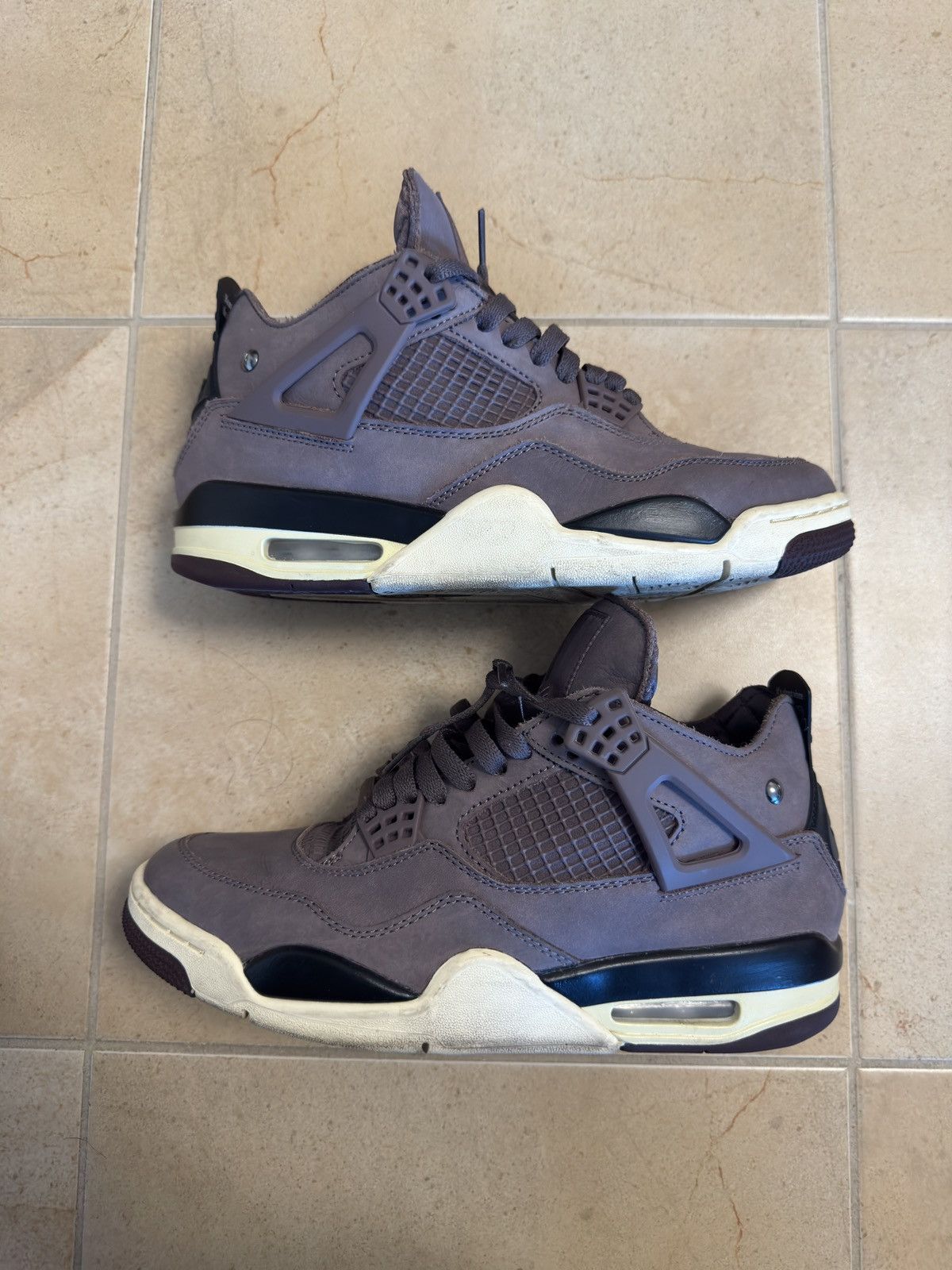 Jordan 4 Retro SP A Ma Maniére “Violet Ore”