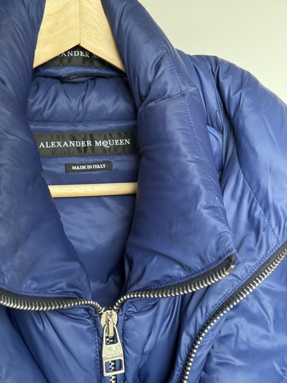 Alexander McQueen Alexander McQueen Dancing Skeleton Blue Puffer Jacket Size US XXL / EU 58 / 5 - 6 Thumbnail