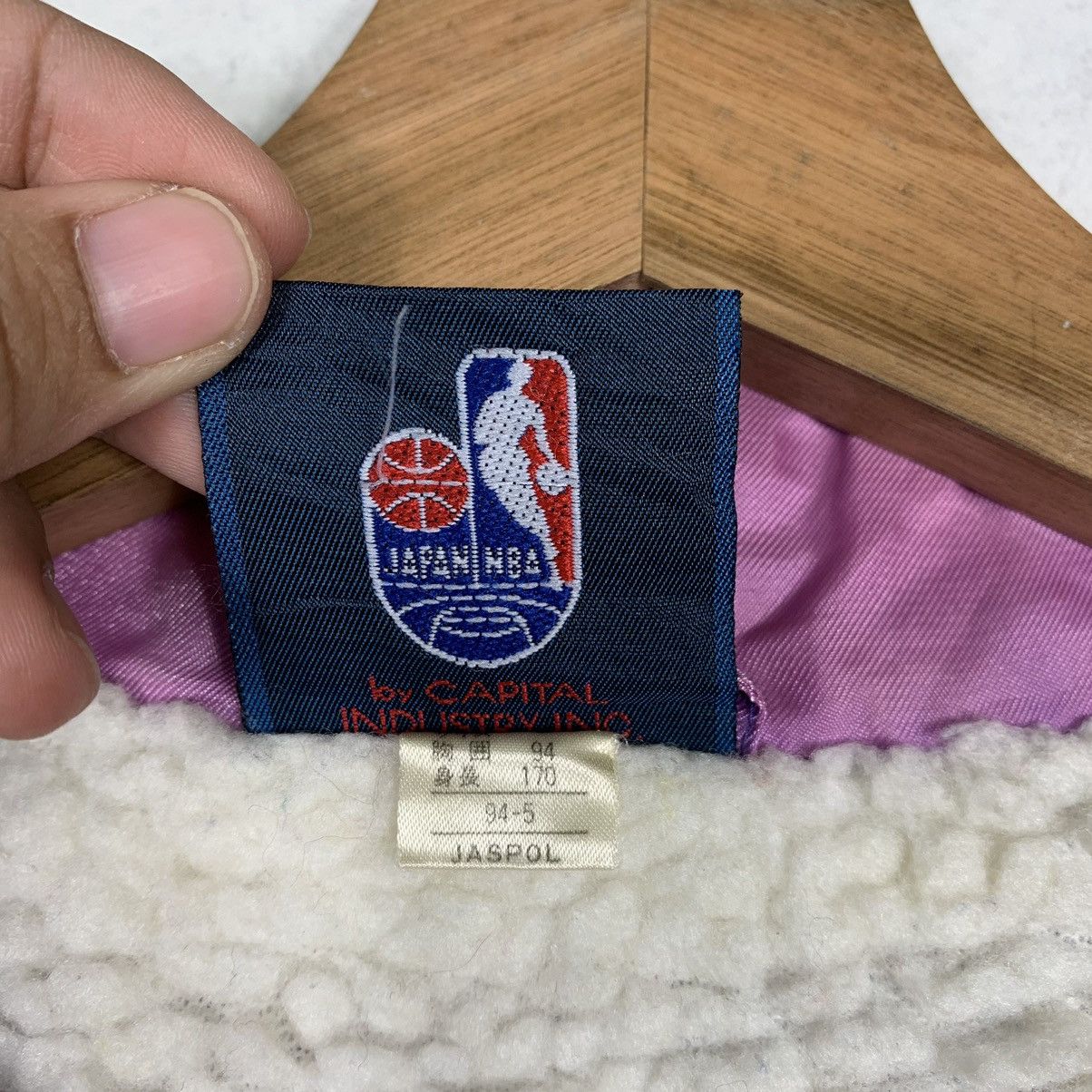 NBA Vintage NBA Nylon Jacket Size US L / EU 52-54 / 3 - 17 Thumbnail
