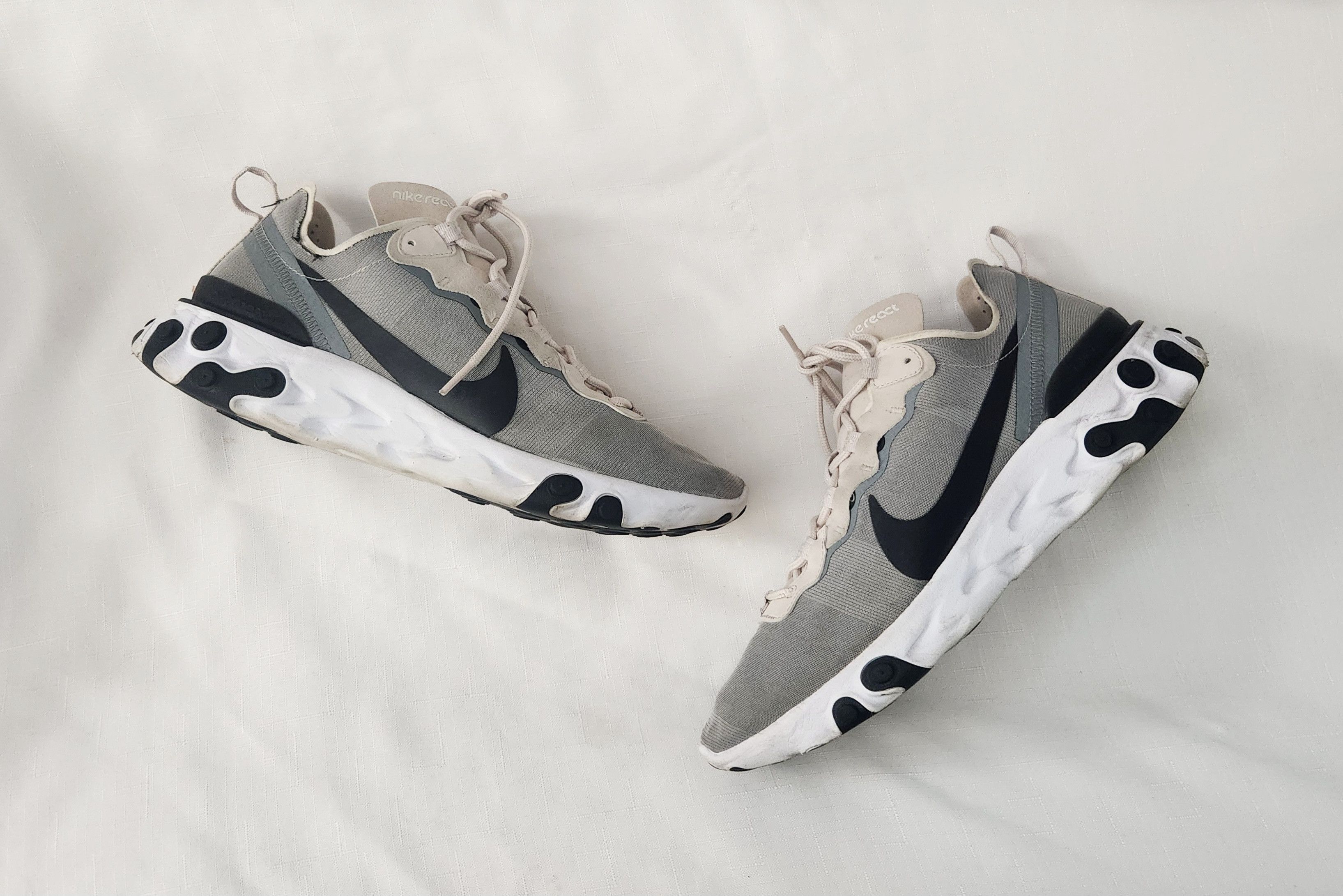 Nike Nike React Low Black Gray Tan Running BQ6166-100 ‘18 Size 11 Size US 11 / EU 44 - 2 Thumbnail