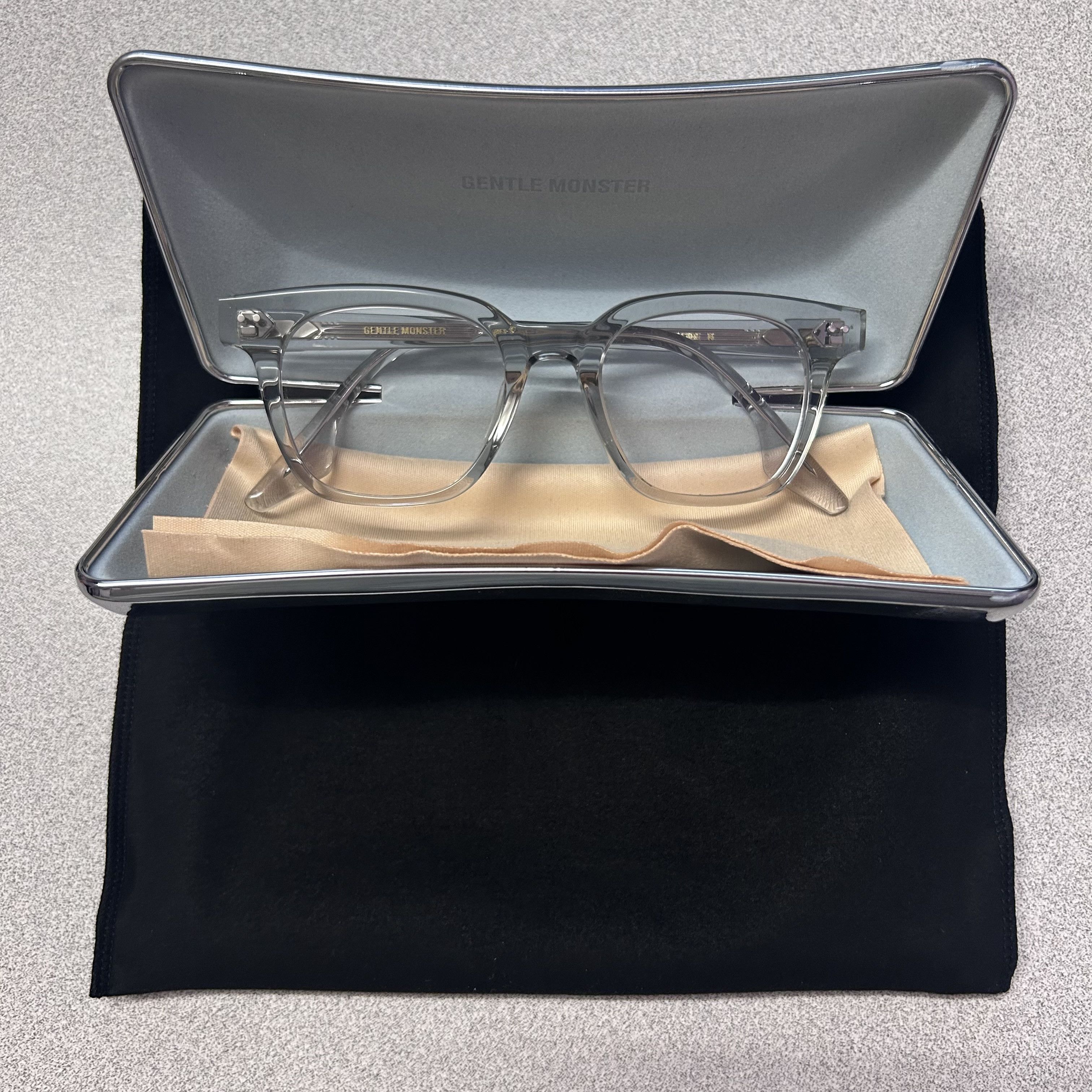 Gentle Monster Gentle Monster South Side N Series S GC4 Gray / Clear Lenses Size ONE SIZE - 4 Thumbnail