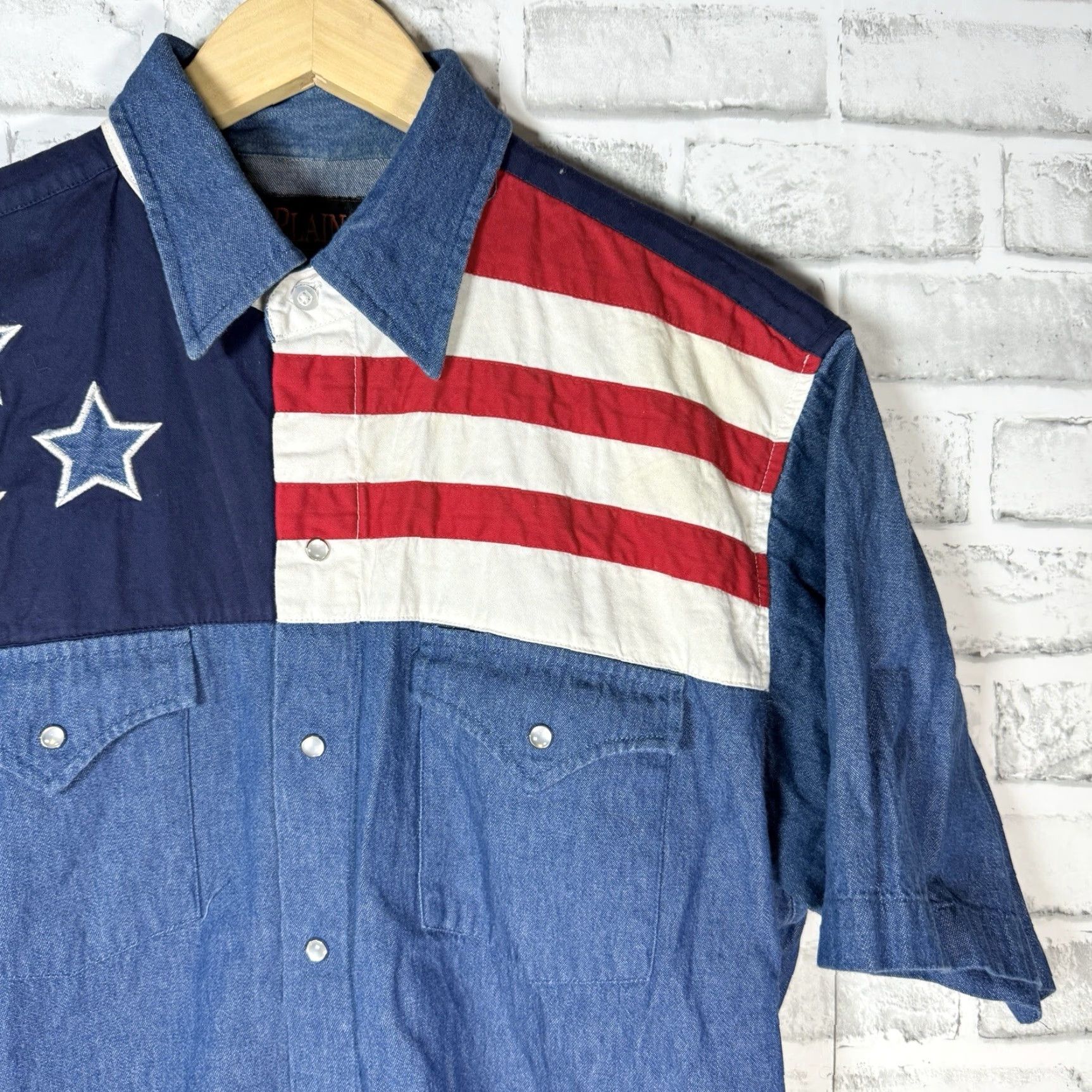 Vintage Plains Western Wear USA Graphic Short Sleeve Snap Button Down Shirt Mens Size L Blue Western Shirt Mens L Size US L / EU 52-54 / 3 - 2 Thumbnail