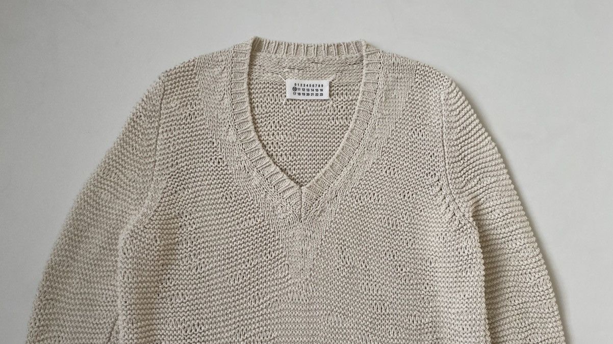 Maison Margiela Sample Textured Cream Cotton V Neck Sweater Size US M / EU 48-50 / 2 - 2 Thumbnail