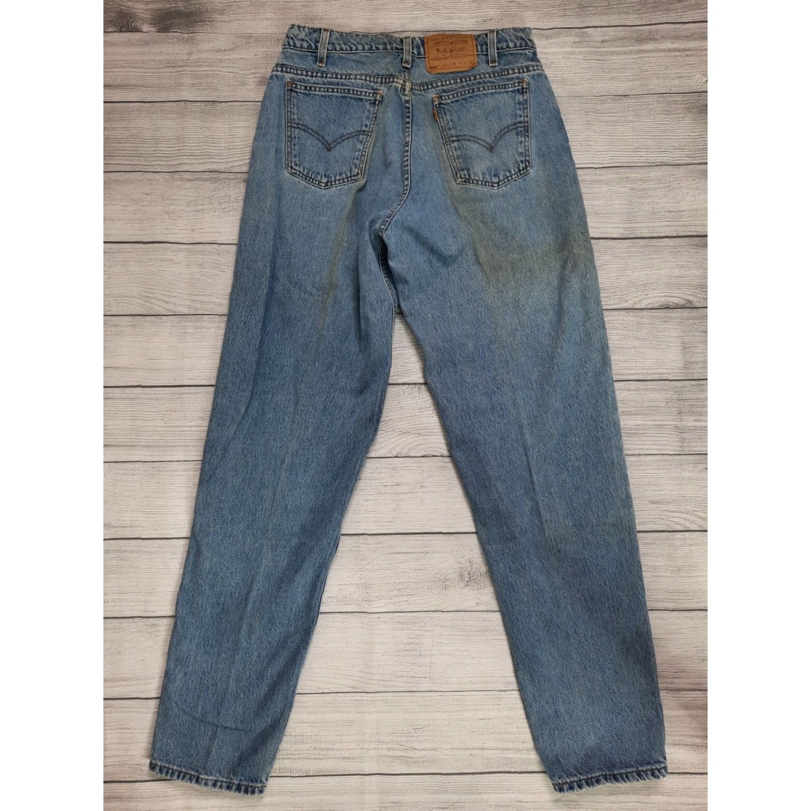 Levi's VINTAGE Levi's 560 Jeans Blue Light Wash 32x36 Loose Fit Tapered Leg Zip Fly Men N/A Size US 34 / EU 50 - 2 Thumbnail