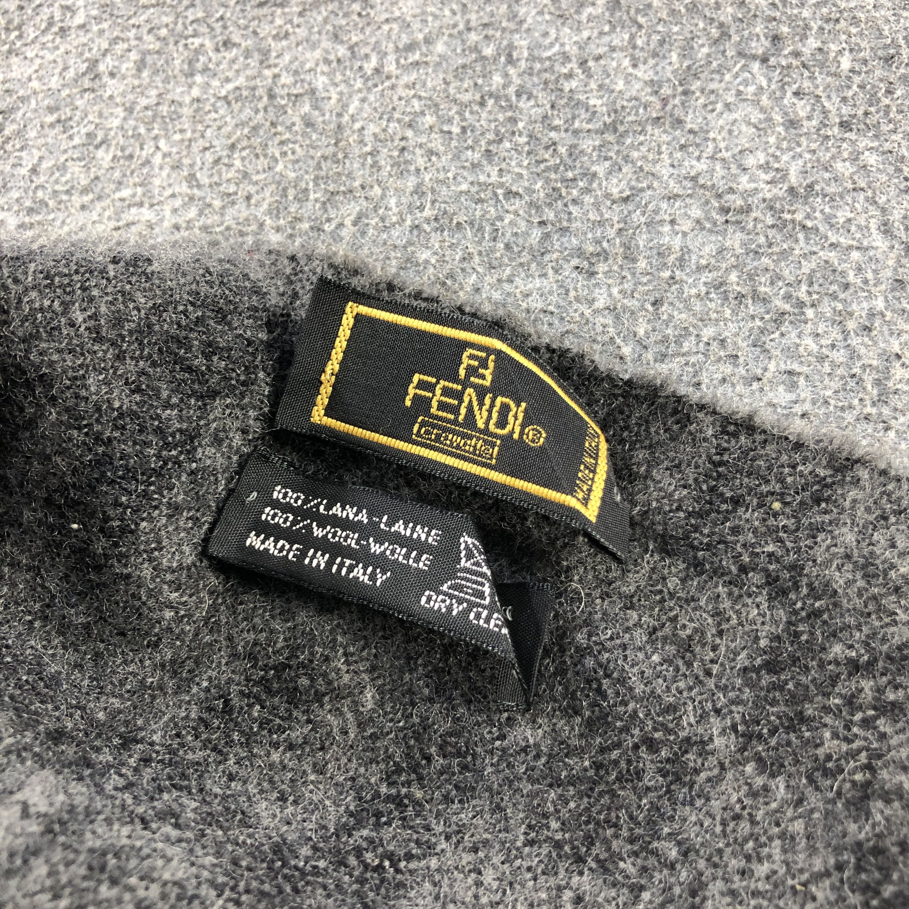 Fendi Fendi Monogram Scarf Muffler Wool Neck Warmer V2821 Size ONE SIZE - 5 Thumbnail