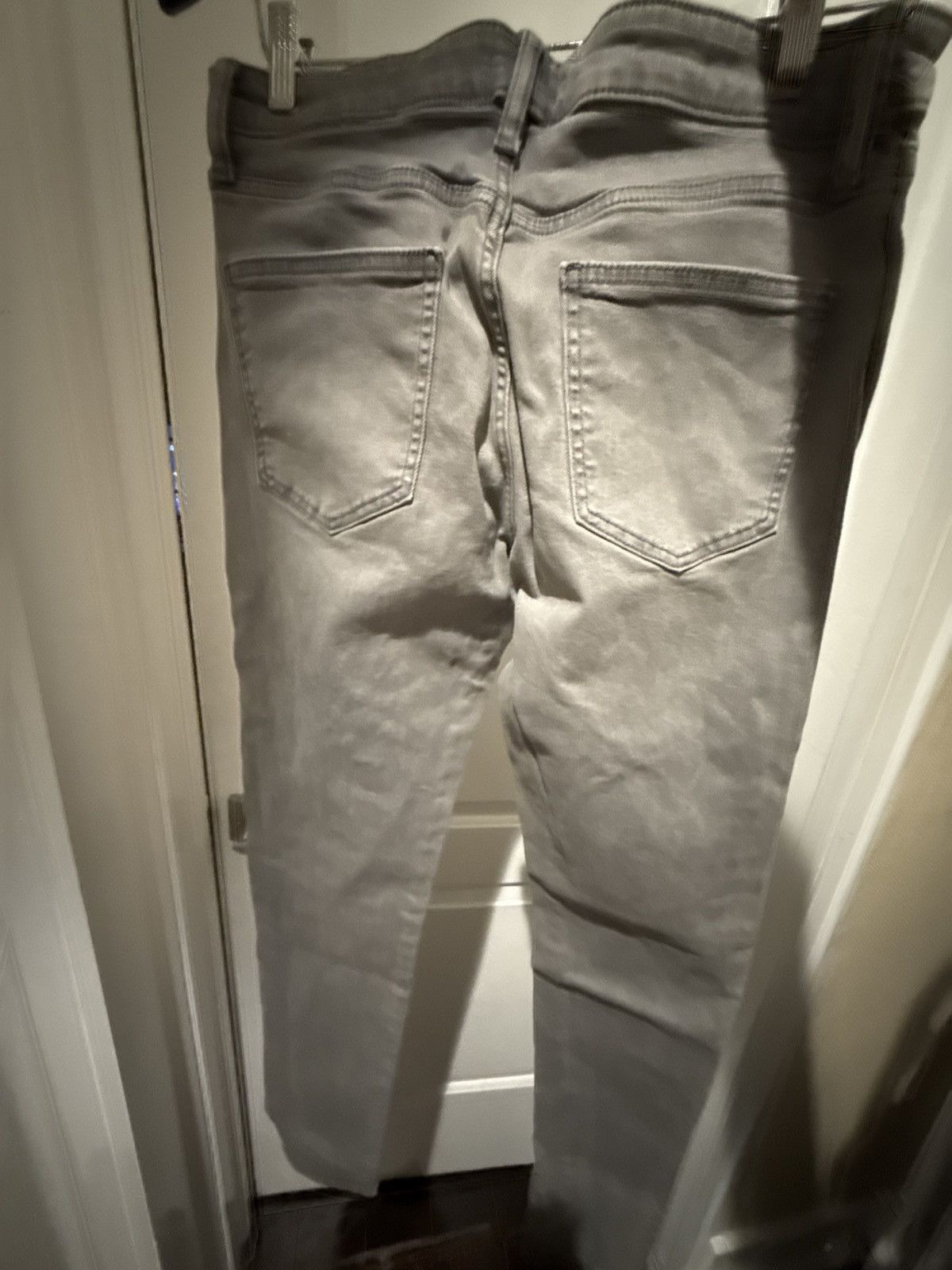 Uniqlo Uniqlo Skinny Jeans 31/34 Size US 31 - 1 Thumbnail