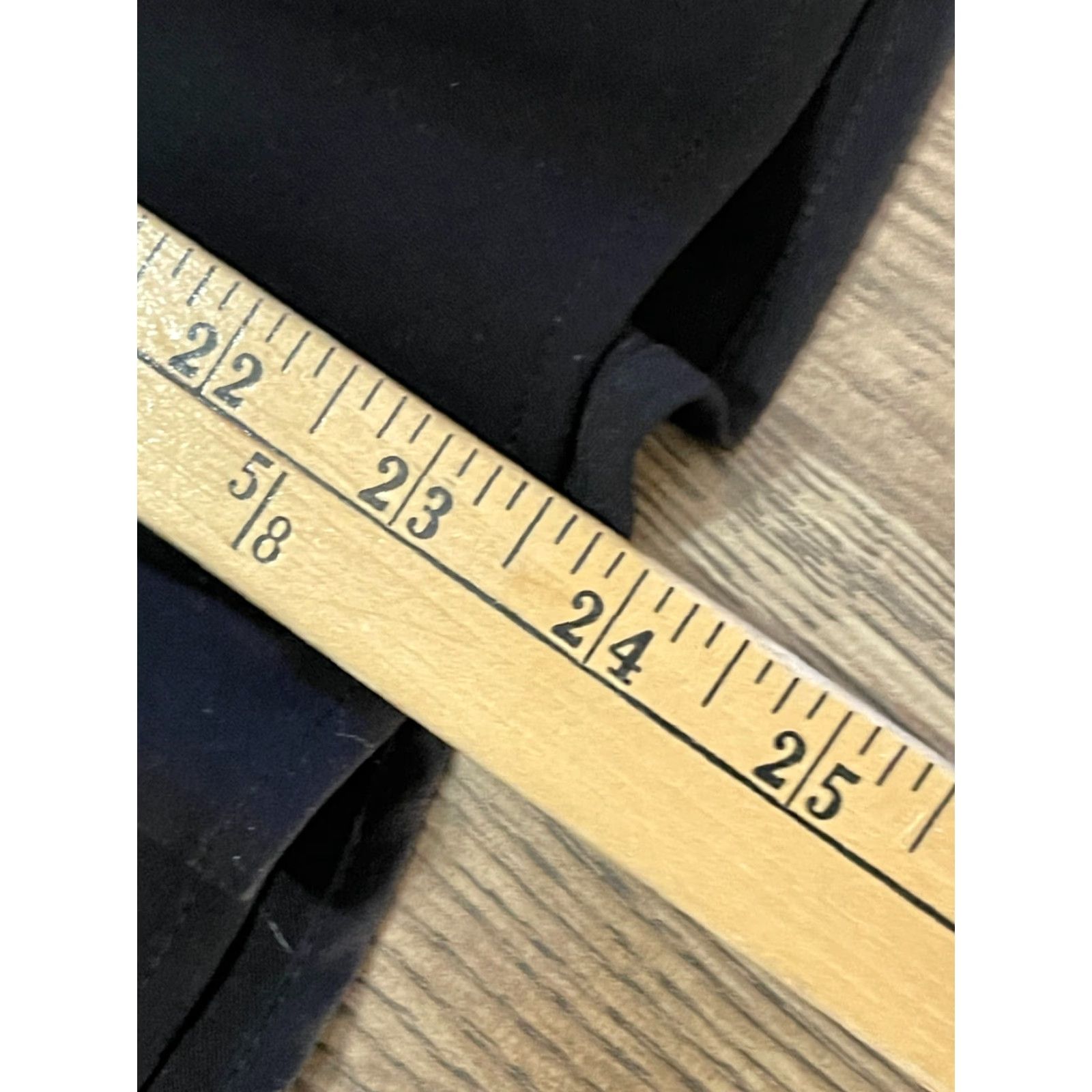 Worthington Worthington Skirt Women’s Size 10 Black Zip on the Side Flowy Hem Casual Short Skirt Pencil Style Women Size 32" / US 10 / IT 46 - 6 Thumbnail
