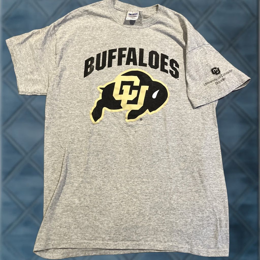 Gildan Gildan T-Shirt Colorado Buffaloes Coach Prime Deion Medium Gray Mens Short Sleeve M Size US M / EU 48-50 / 2 - 1 Thumbnail