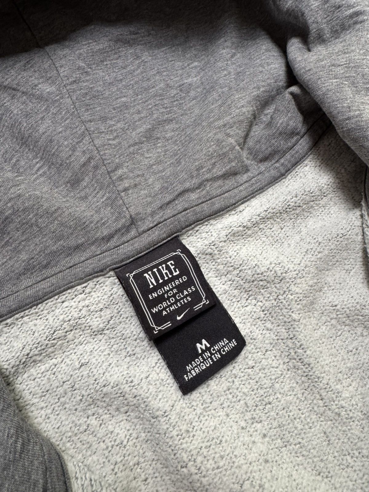 Nike × Vintage NIKE VINTAGE CENTER LOGO OVERSIZE BOXY ZIP HOODIE Size US M / EU 48-50 / 2 - 7 Thumbnail