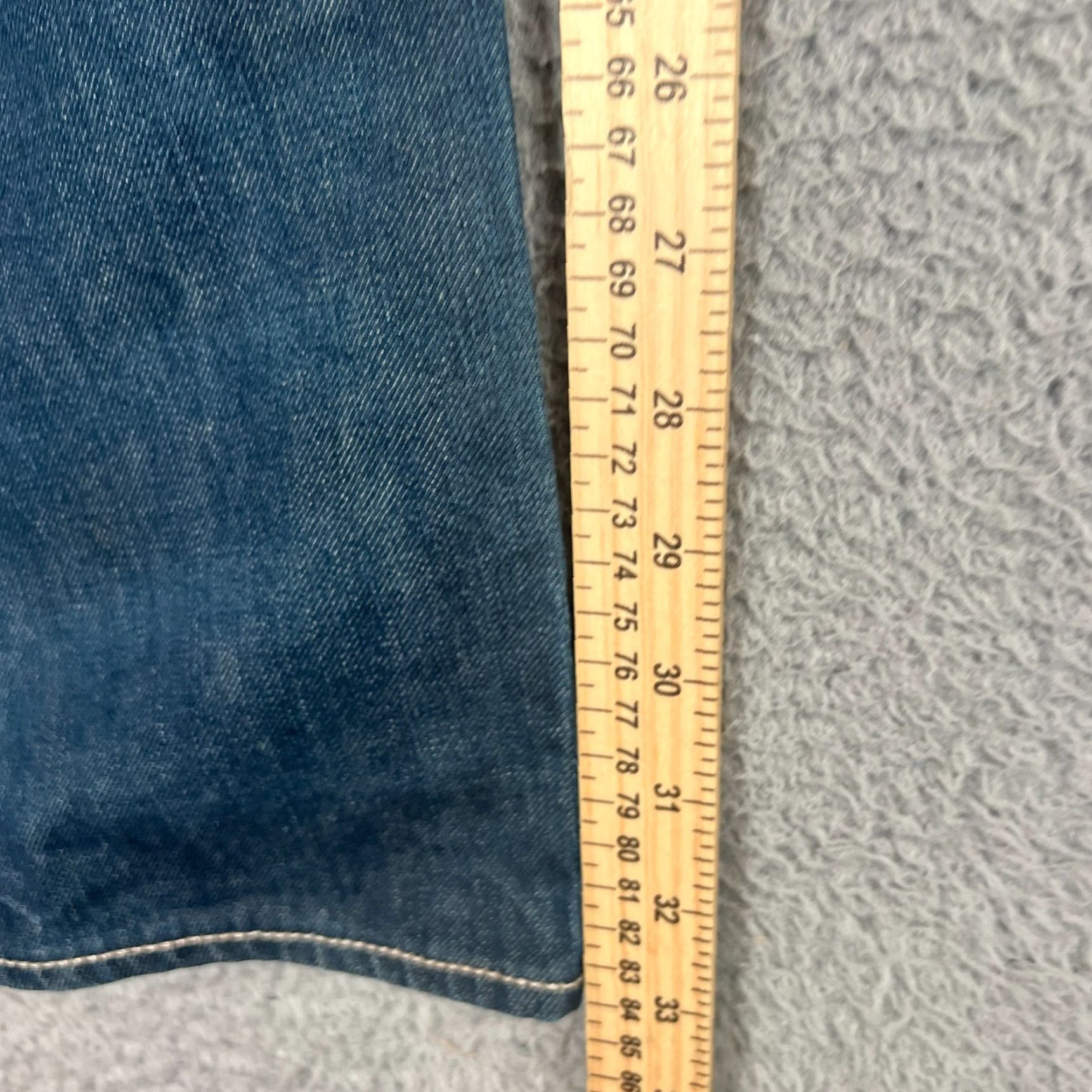 Levi's VINTAGE Levi's 501 Jeans Mens 38x33 Straight Fit Dark Wash Cotton 90s Y2K Streetwear Size US 38 / EU 54 - 2 Thumbnail