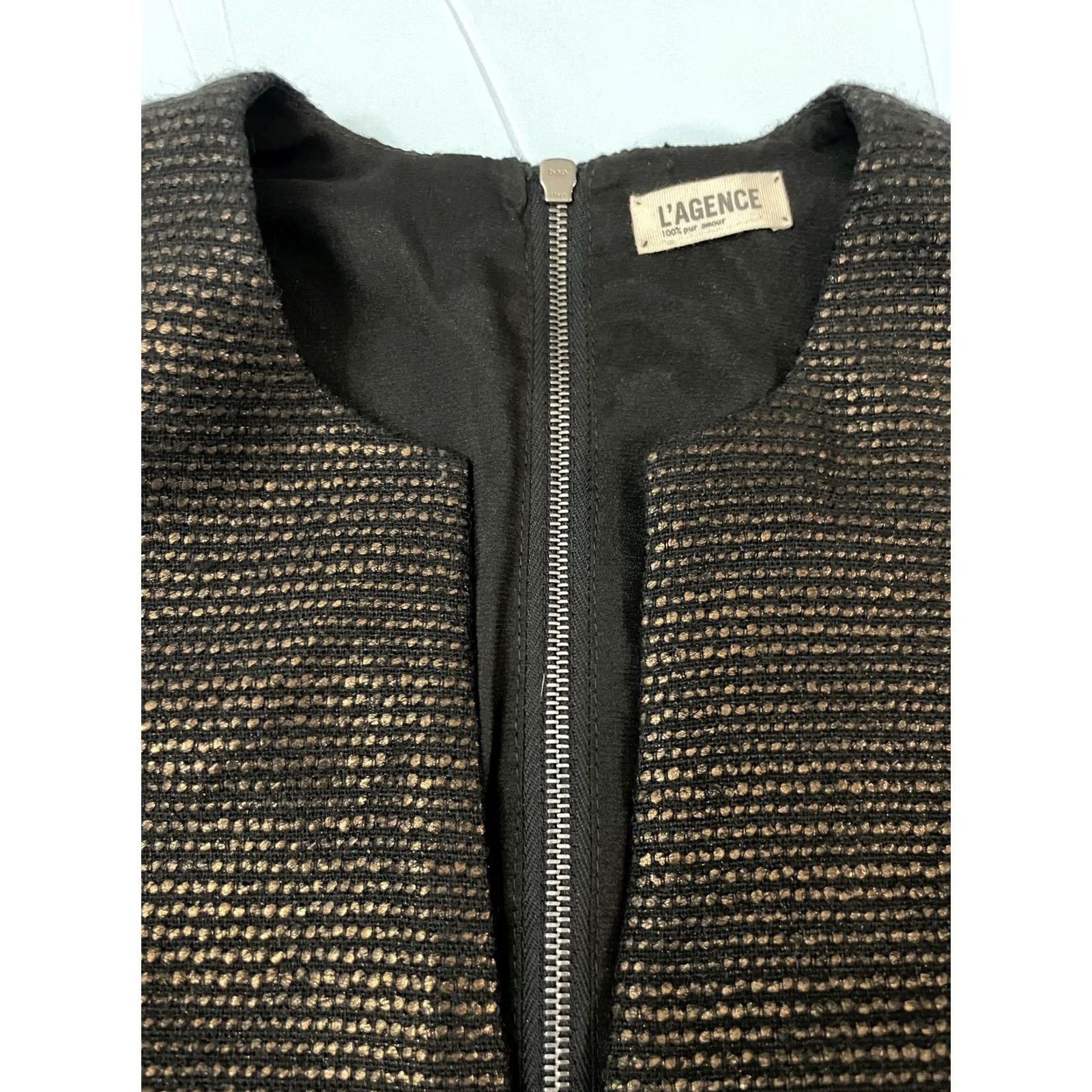 L'AGENCE L'Agence Vest Womens Size 2 Black Gold Metallic Textured Zip Up Sleeveless Top Size XS / US 0-2 / IT 36-38 - 2 Thumbnail