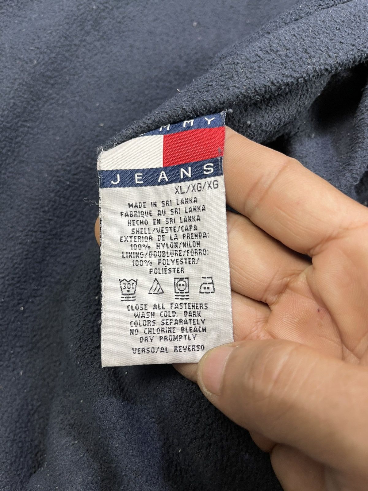 Tommy Hilfiger Vtg Tommy Hilfiger Denim Reversible Jackets Size US XL / EU 56 / 4 - 17 Thumbnail