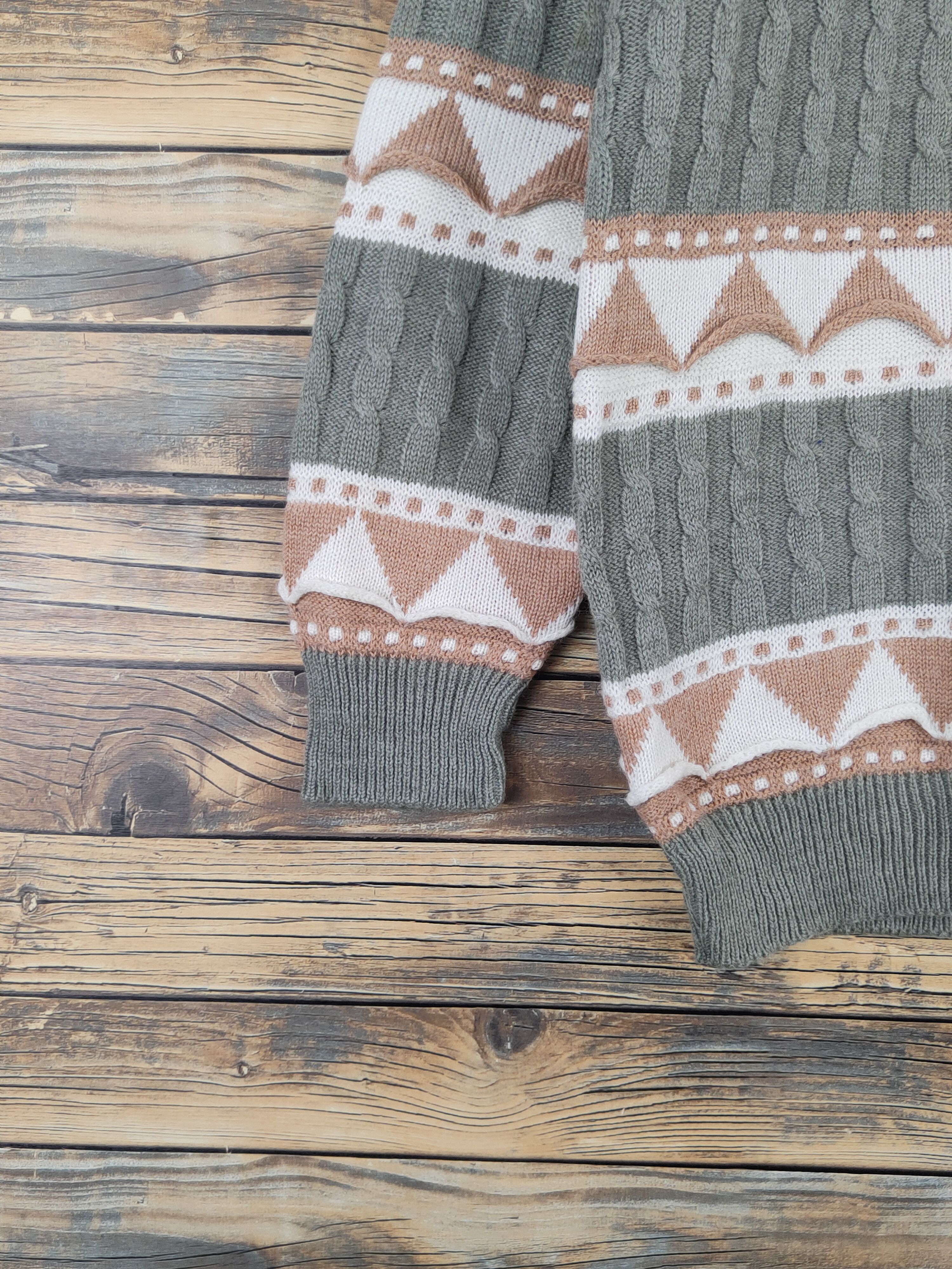 Aran Isles Knitwear Community Green Brown Knitwear Sweatshirts #W1092 Size US M / EU 48-50 / 2 - 4 Thumbnail