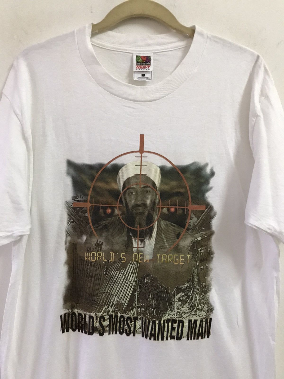Vintage Vintage Wanted Osama bin Laden T-Shirt Size US L / EU 52-54 / 3 - 3 Thumbnail