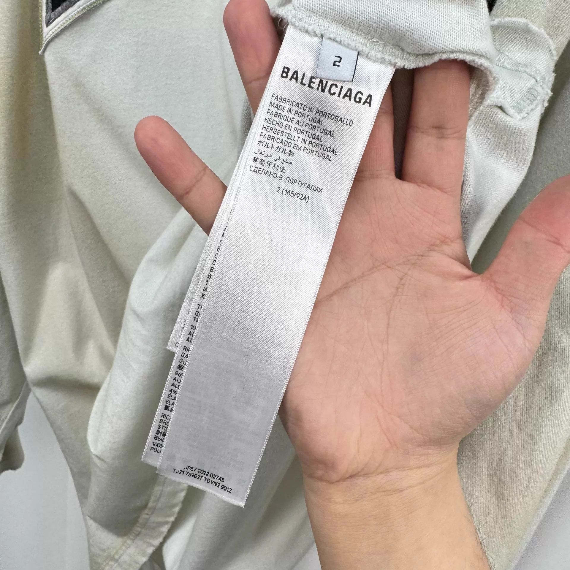 Balenciaga Balenciaga MU Embroidered Logo Distressed LS Size 2 Size US M / EU 48-50 / 2 - 6 Thumbnail