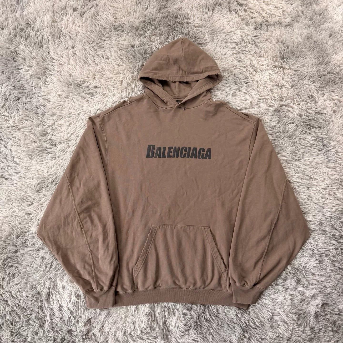 Balenciaga Balenciaga Sweatshirt Pullover Size US S / EU 44-46 / 1 - 1 Thumbnail