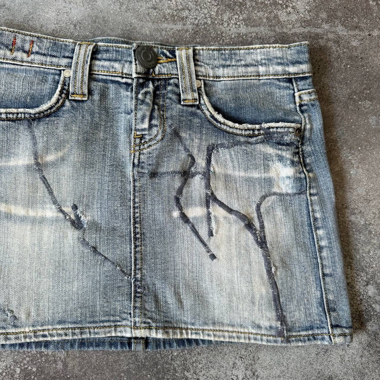 Hysteric Glamour Sexy Washed Blue Denim Mini Skirt (rick owens style) Size 30" / US 8 / IT 44 - 4 Thumbnail
