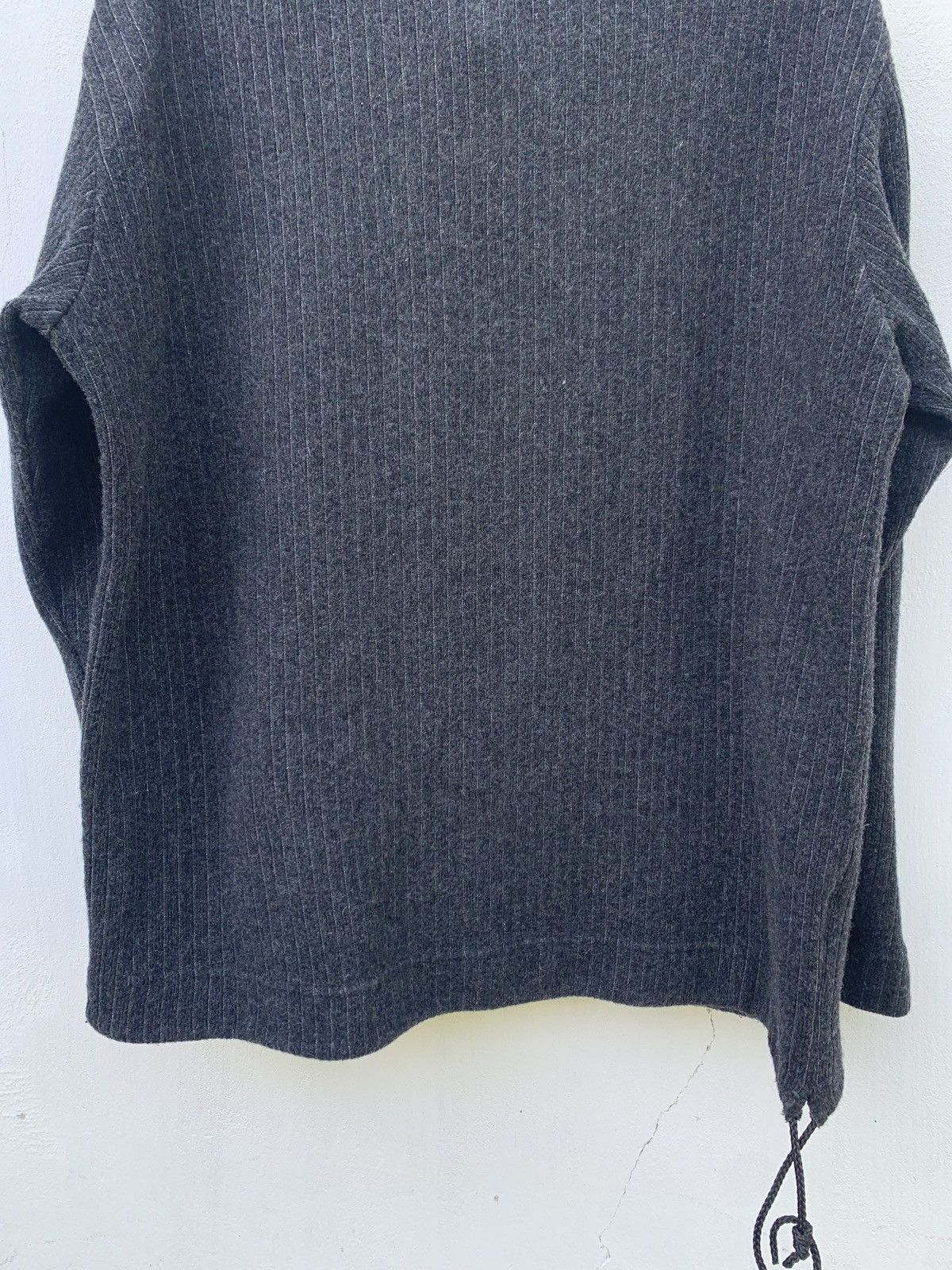 Gianfranco Ferre Vintage Gianfranco Ferre Ribbed Turtleneck Wool Sweater Size US M / EU 48-50 / 2 - 10 Thumbnail