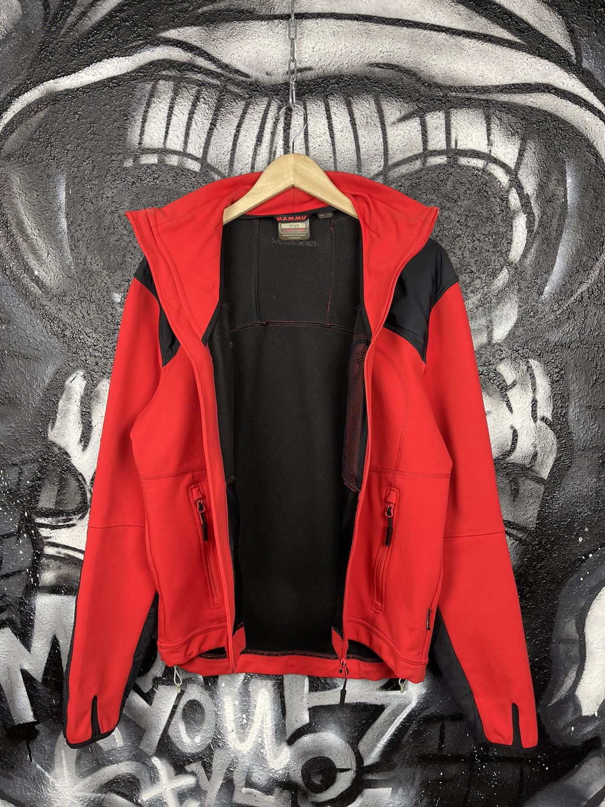 Mammut Mammut Outdoor Red Full Zip Windstoper Jacket Men’s Size Large Size US L / EU 52-54 / 3 - 6 Thumbnail