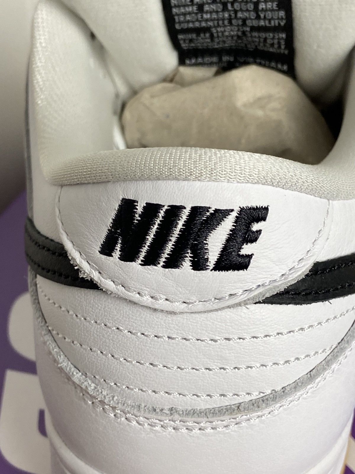 Nike New Nike SB Dunk Low Pro "White Gum" authentic Size 10,5US Size US 10.5 / EU 43-44 - 16 Thumbnail