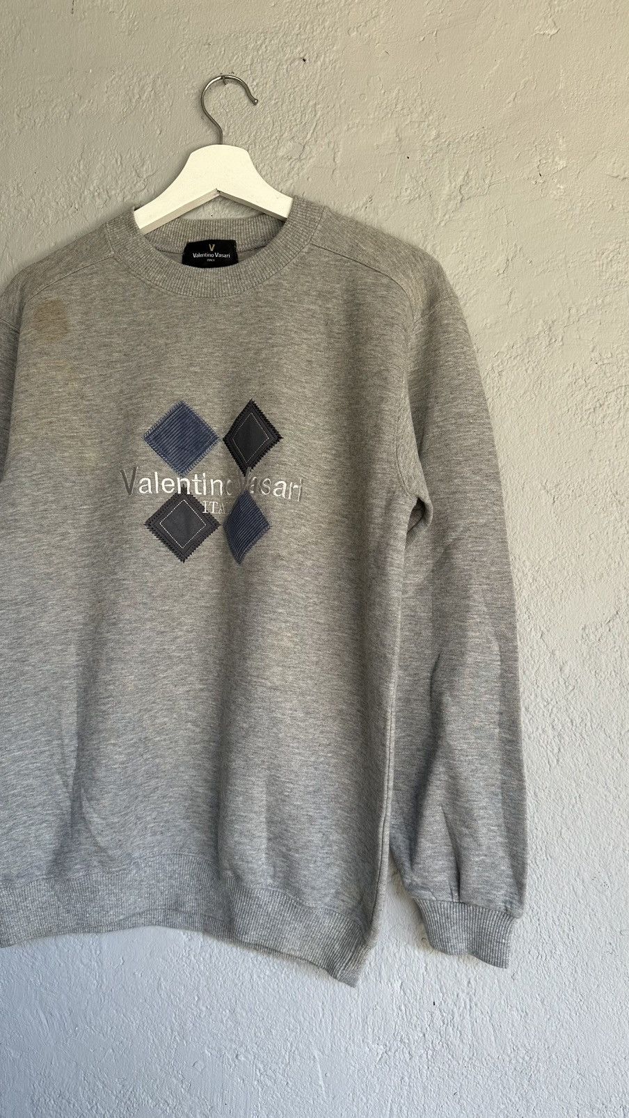 Valentino Valentino Vasari italy crewneck Size US S / EU 44-46 / 1 - 2 Thumbnail