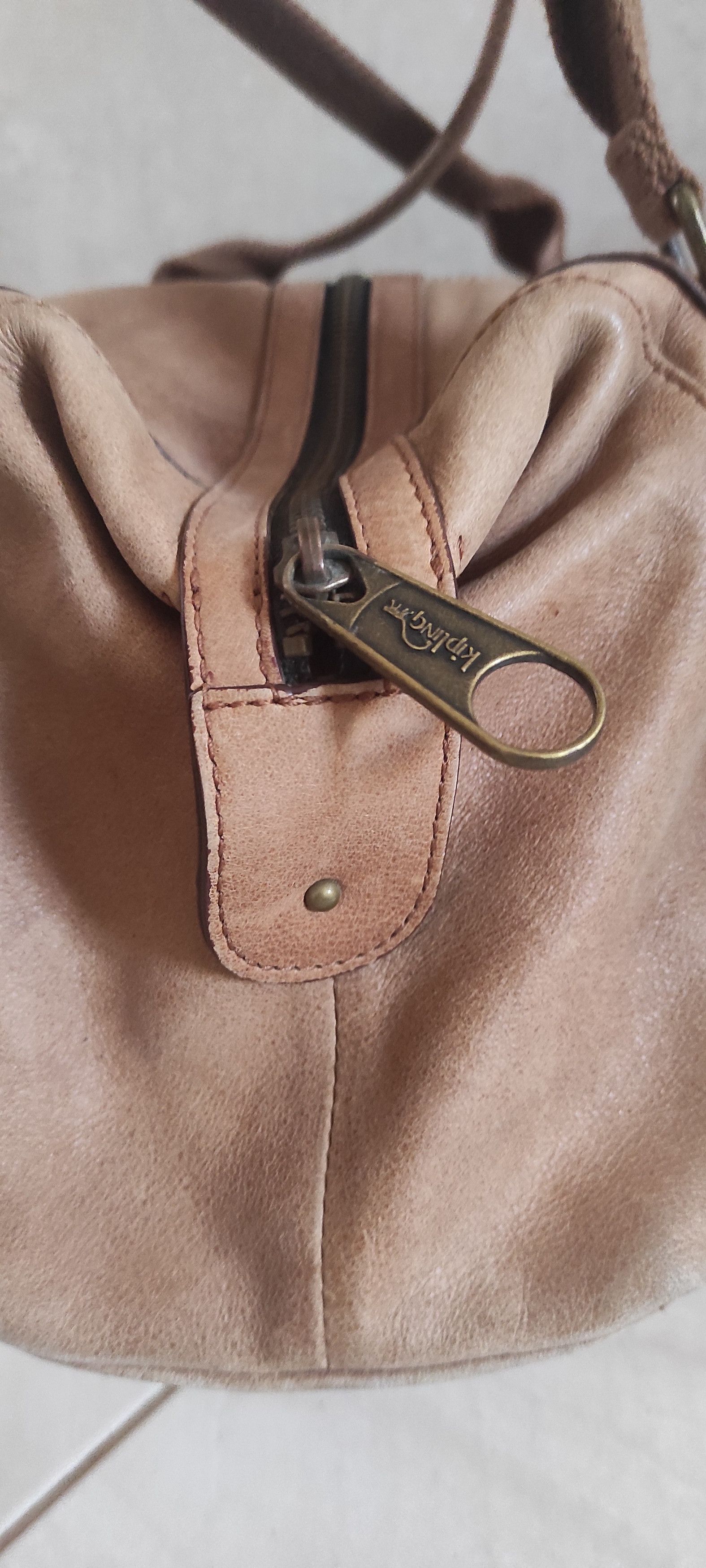 Kipling Shoulder Bag Brown Leather Brass Monkey Zip Top