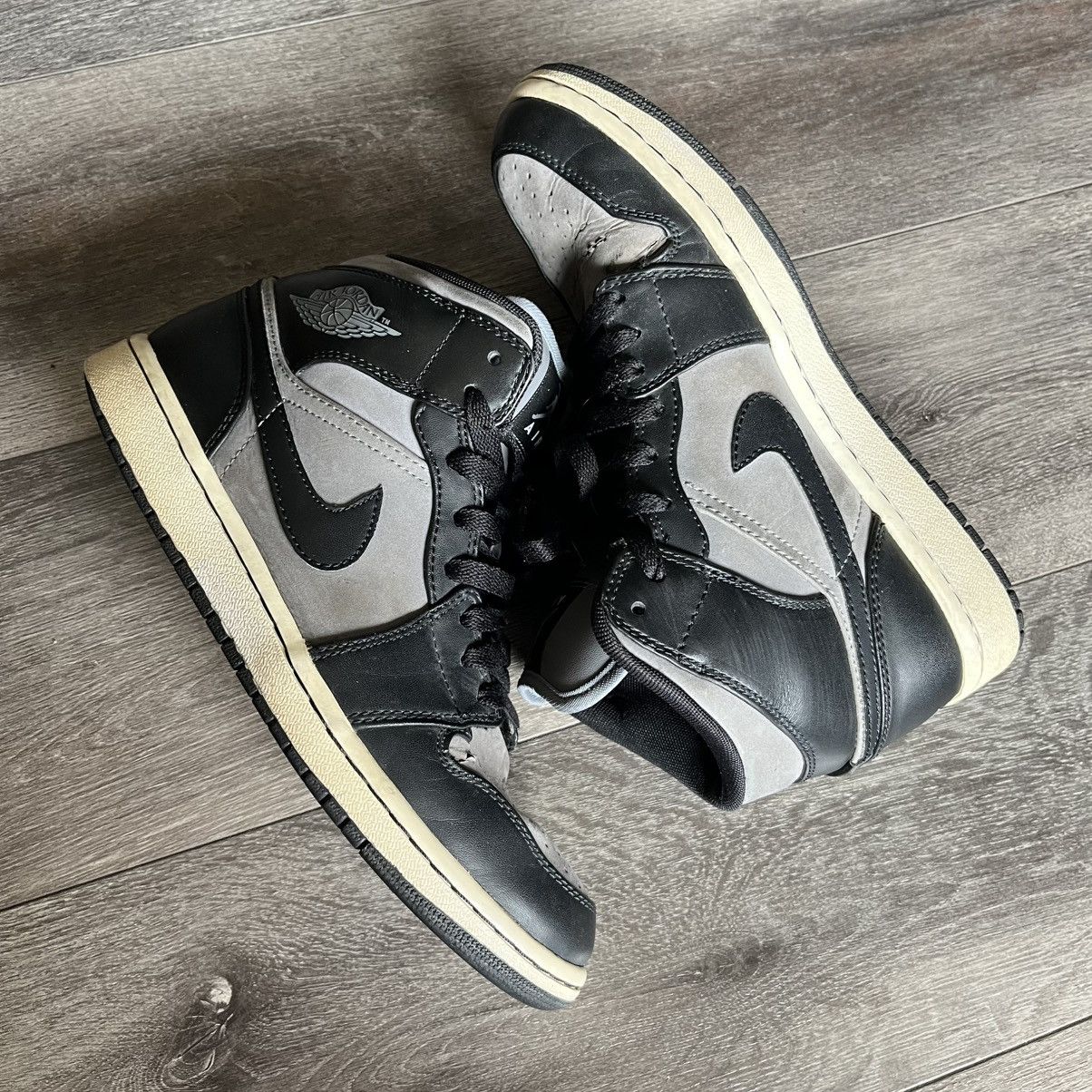 Nike × Vintage Vintage Air Jordan 1 Mid Cool Grey 364770-023 Shoes Size 7.5 Size US 7.5 / EU 40-41 - 1 Thumbnail