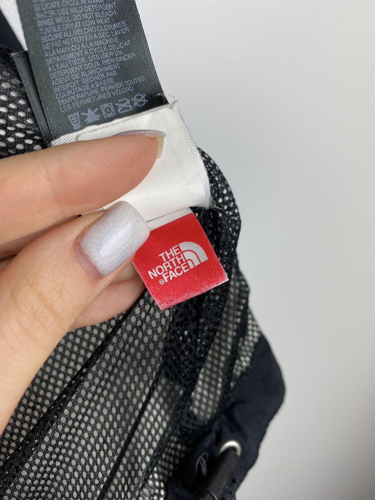 The North Face The North Face Hyvent ladies gorpcore jacket size M Size M / US 6-8 / IT 42-44 - 24 Thumbnail