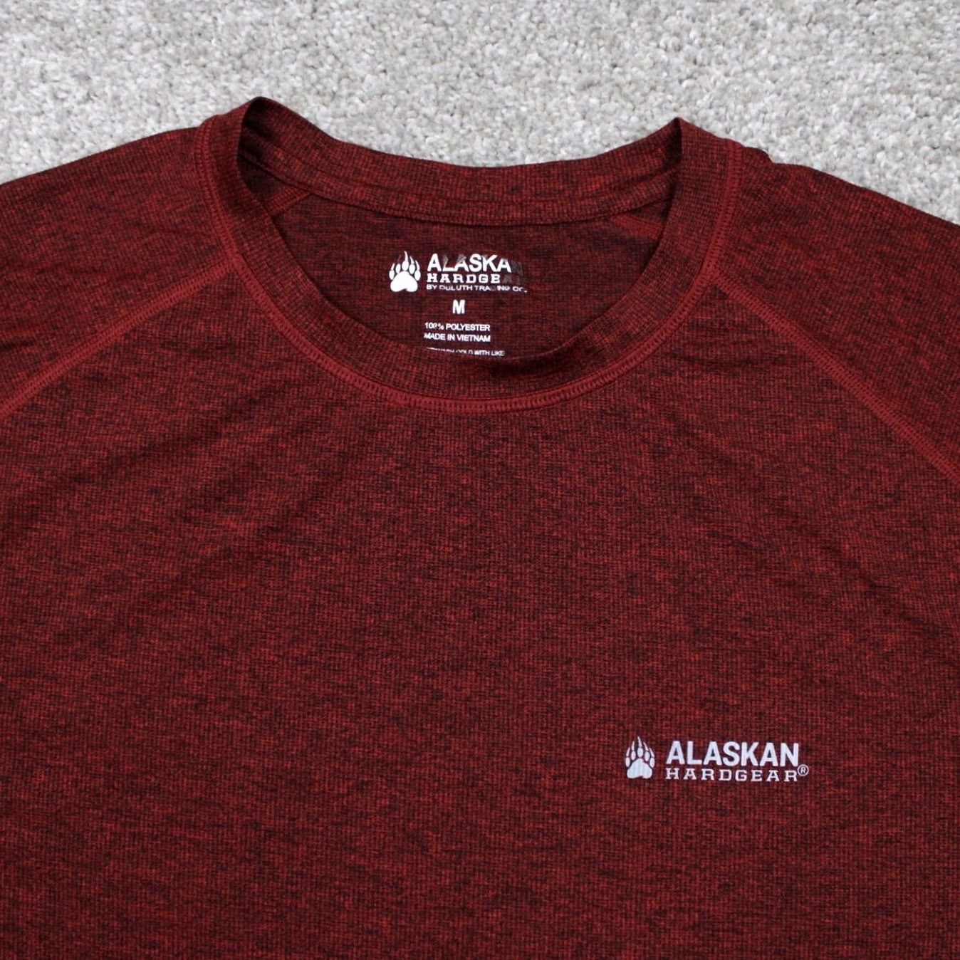 Vintage Duluth Alaskan Hardgear Shirt Mens Medium Red Long Sleeve Tee Pullover Crew Neck Polyester Breathable Lightweight Moisture Wicking Size US M / EU 48-50 / 2 - 5 Thumbnail