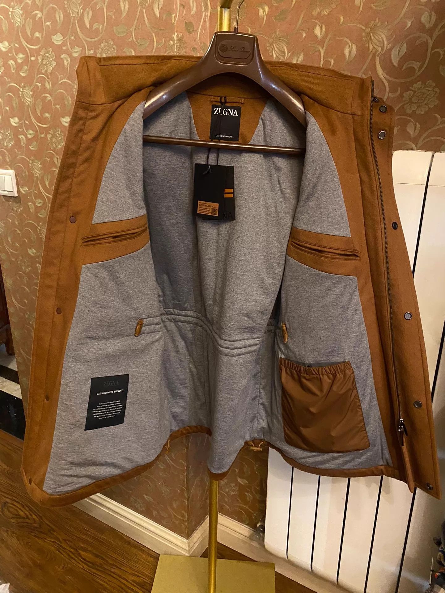 Ermenegildo Zegna ZEGNA OASI CASHMERE Waterproof Camel Jacket Size US L / EU 52-54 / 3 - 5 Thumbnail