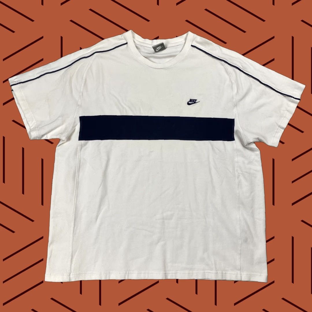 Nike Vintage Nike Y2K White T-Shirt Mens Large 1990s Cotton Blend Stripe Embroidered Sportswear Size US L / EU 52-54 / 3 - 1 Thumbnail