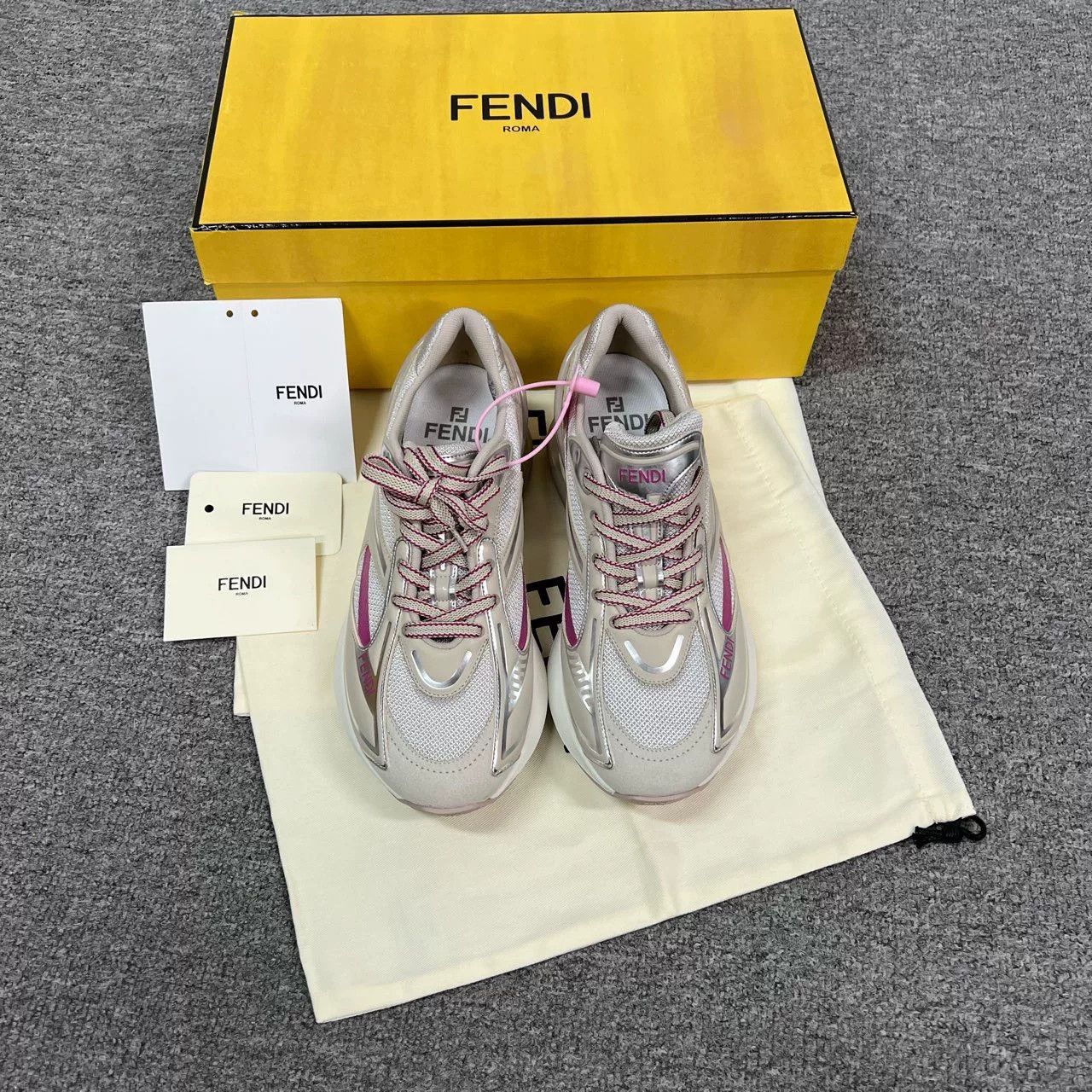 Fendi Fendi Women's Thick Sole Low-Top Sneakers Size US 6 / IT 36 - 1 Thumbnail