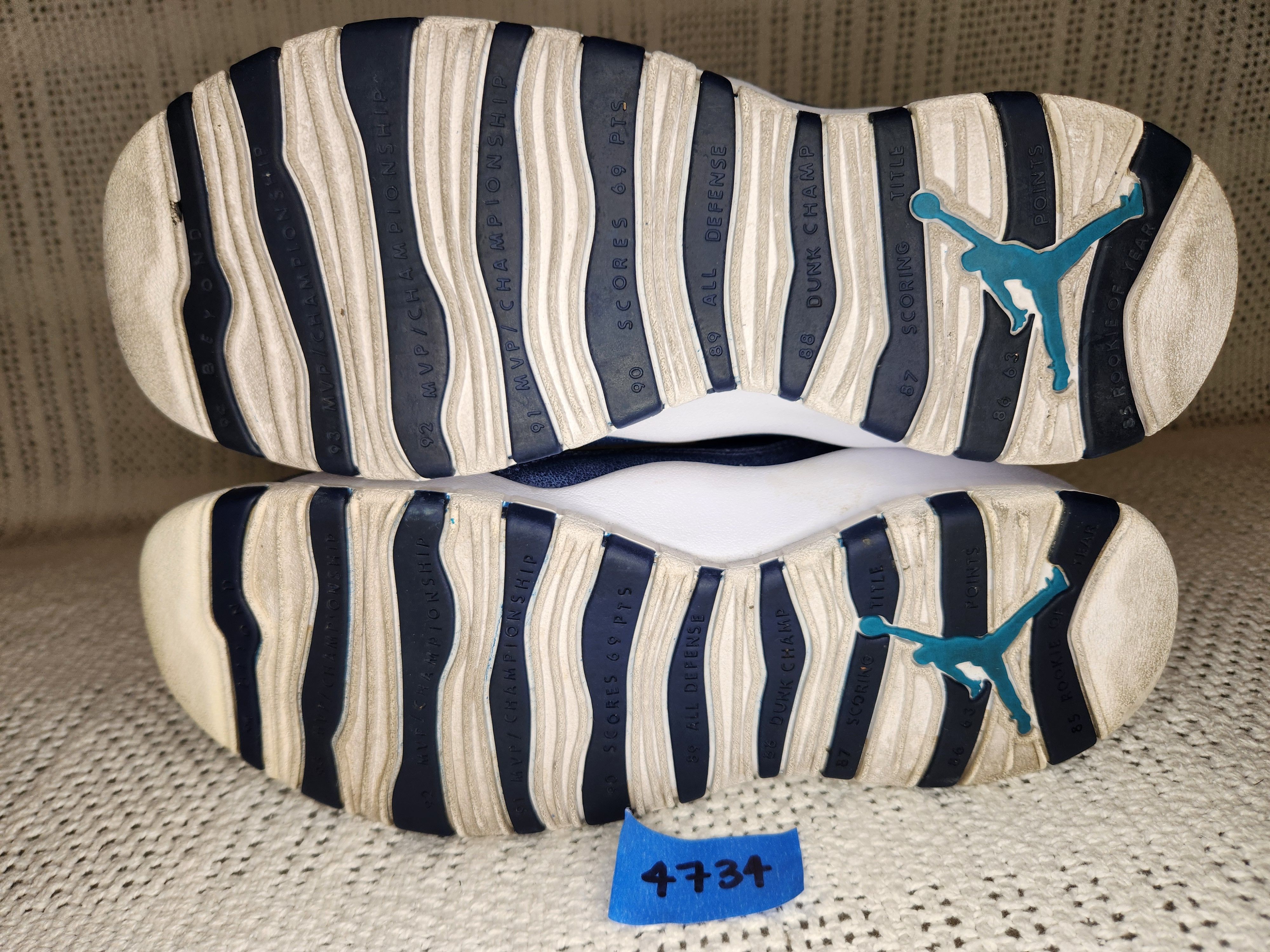 Nike YOUTH LOS ANGELES RETRO OG Size US 6.5 / EU 39-40 - 7 Thumbnail