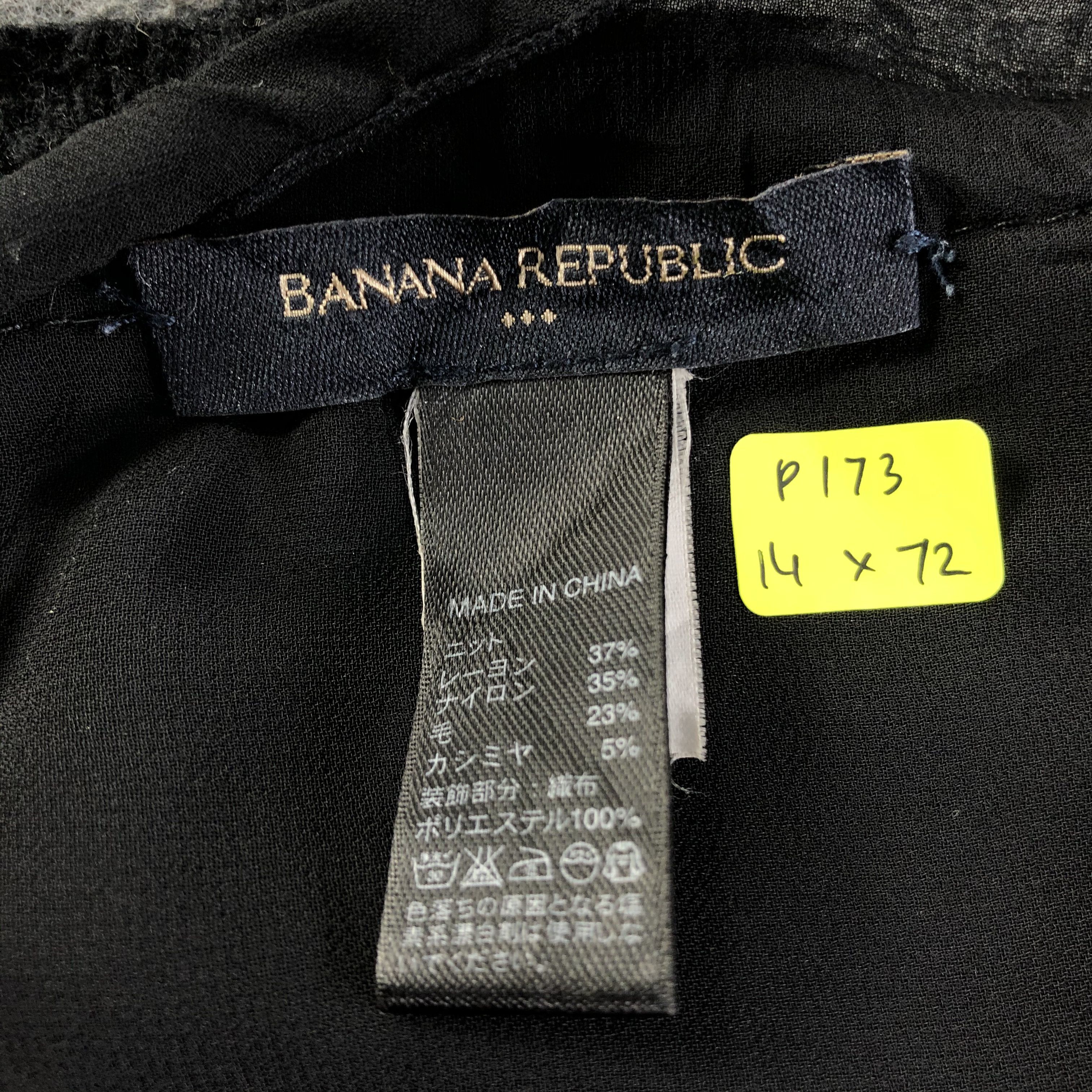 Banana Republic Banana Republic Scarf / Muffler / Neckwear Size ONE SIZE - 6 Thumbnail