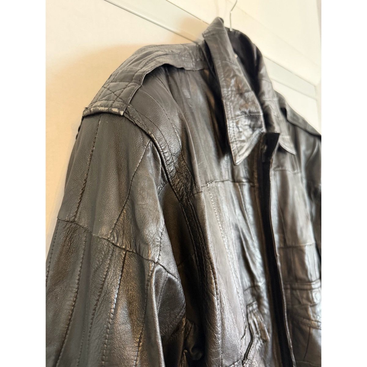 Vintage VINTAGE BLACK PATCHWORK BOMBER LEATHER JACKET Size US M / EU 48-50 / 2 - 5 Thumbnail